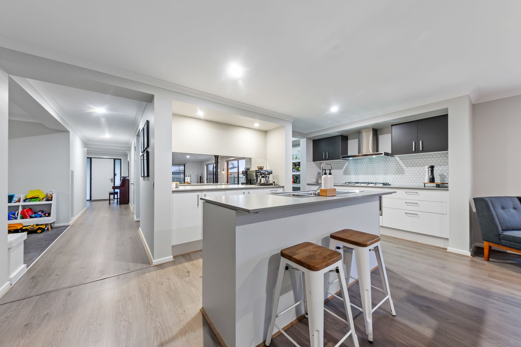 30 Diamond Drive, Koo Wee Rup, VIC 3981, Koo Wee Rup - Thumbnail 5