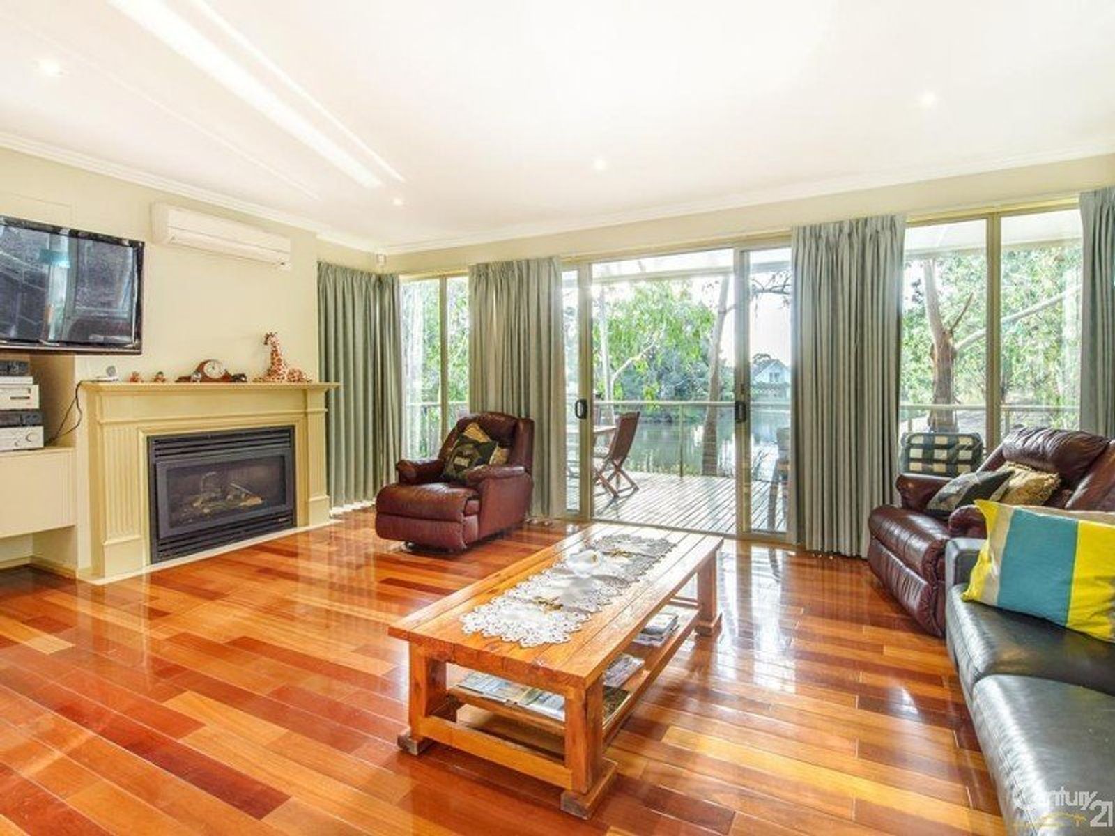 6 Lakeview Court, Glen Waverley, VIC 3150, Glen Waverley - Thumbnail 3