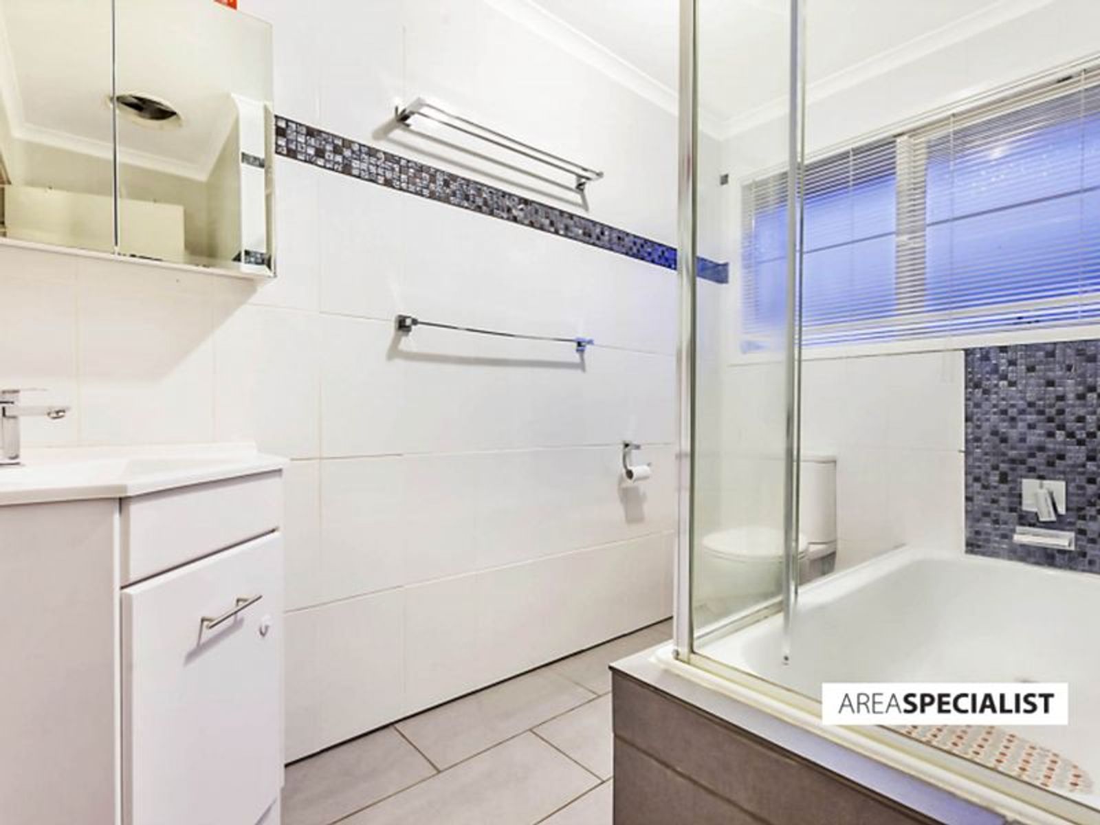 119 Gipps Crescent, Cranbourne North, VIC 3977, Cranbourne North - Thumbnail 6