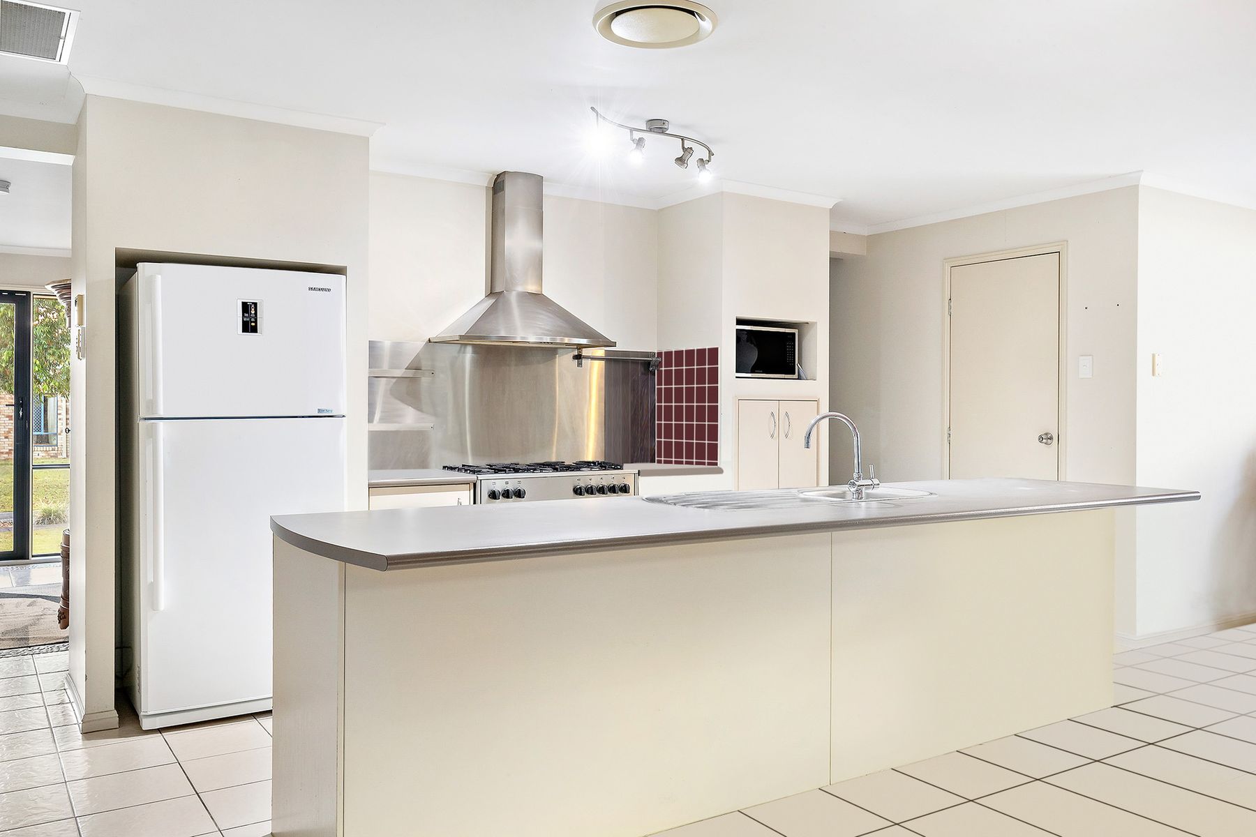 19 McMillan Street, Drewvale QLD 4116, Drewvale - Thumbnail 2