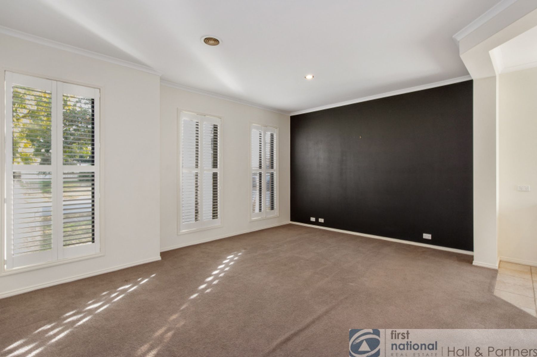 9 Padstow Court, Narre Warren South VIC 3805, Narre Warren South - Thumbnail 2