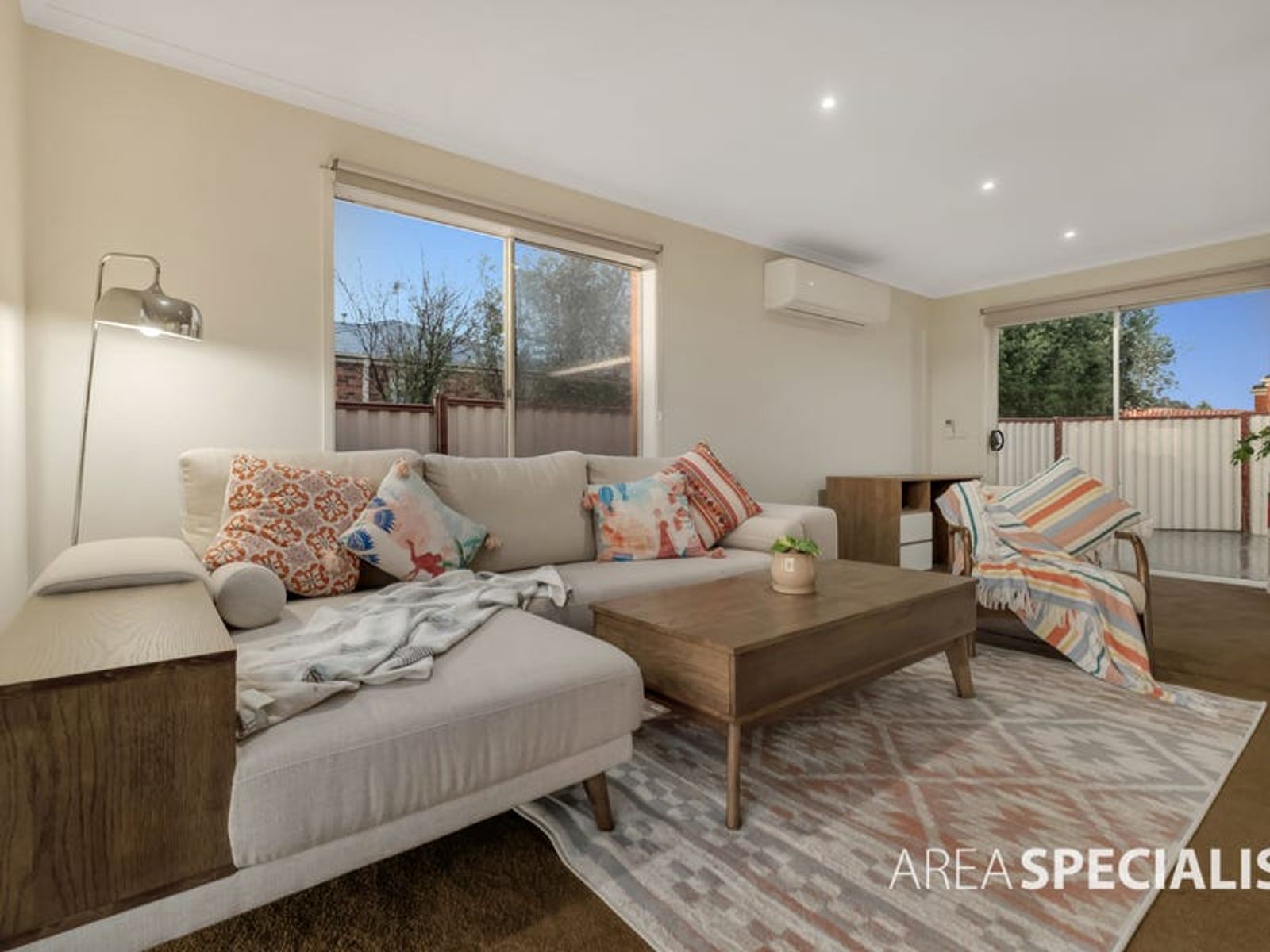 1/40 Kirkwood Crescent, Hampton Park, VIC 3976, Hampton Park - Thumbnail 3
