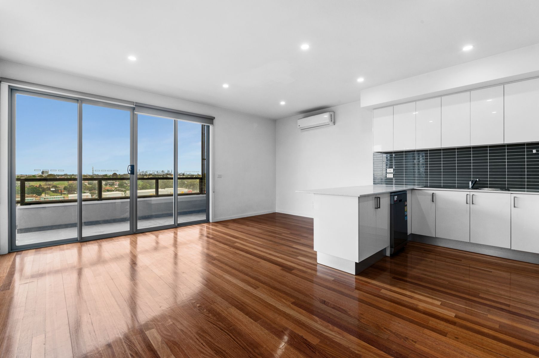 243 Duke Street, Sunshine North, VIC 3020, Sunshine North - Thumbnail 2