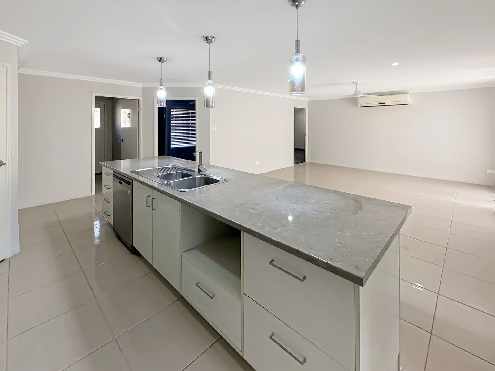 54 Baruby Boulevard, Benaraby - Thumbnail 5