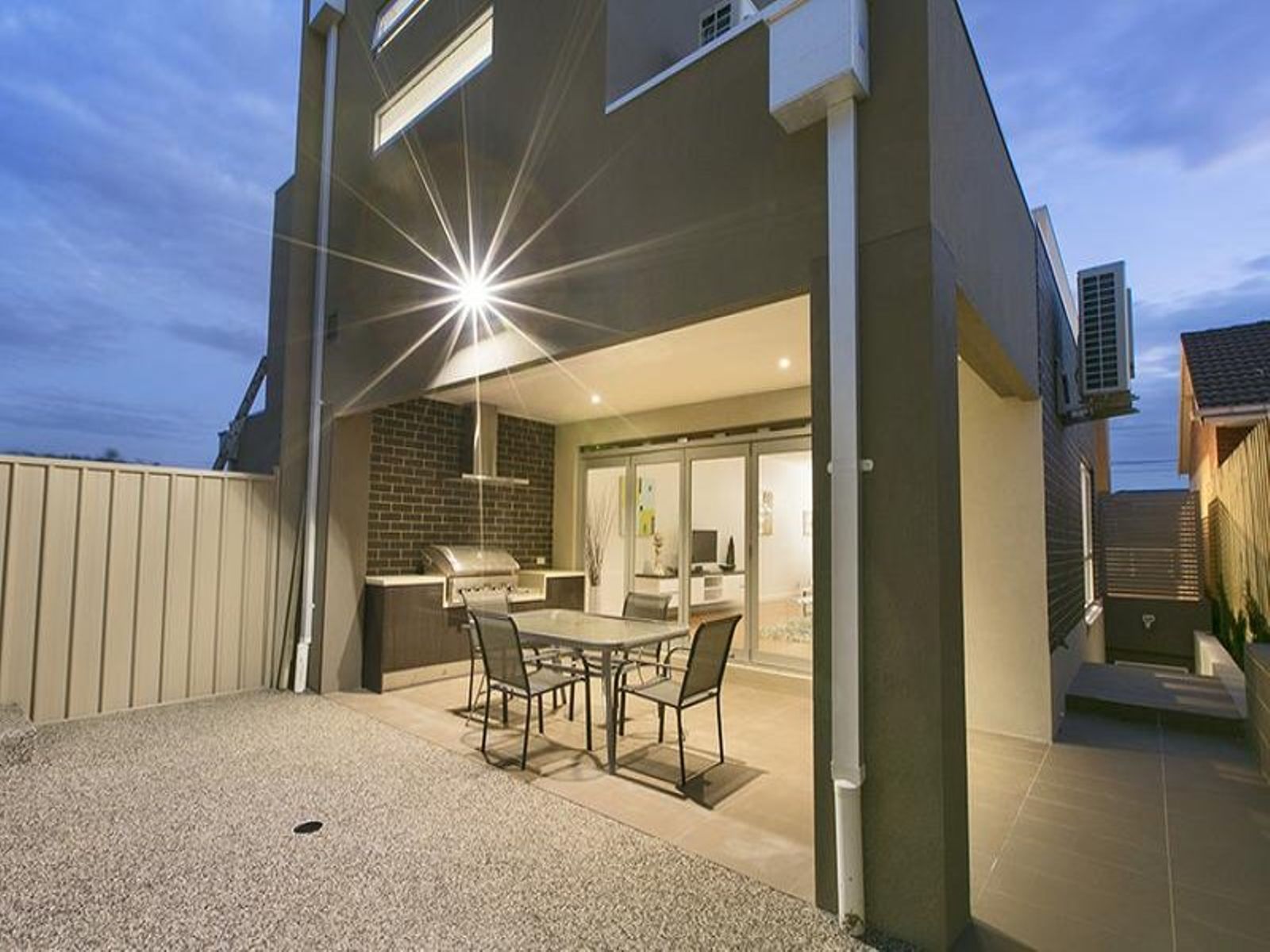 20A May Street, Aberfeldie - Thumbnail 2