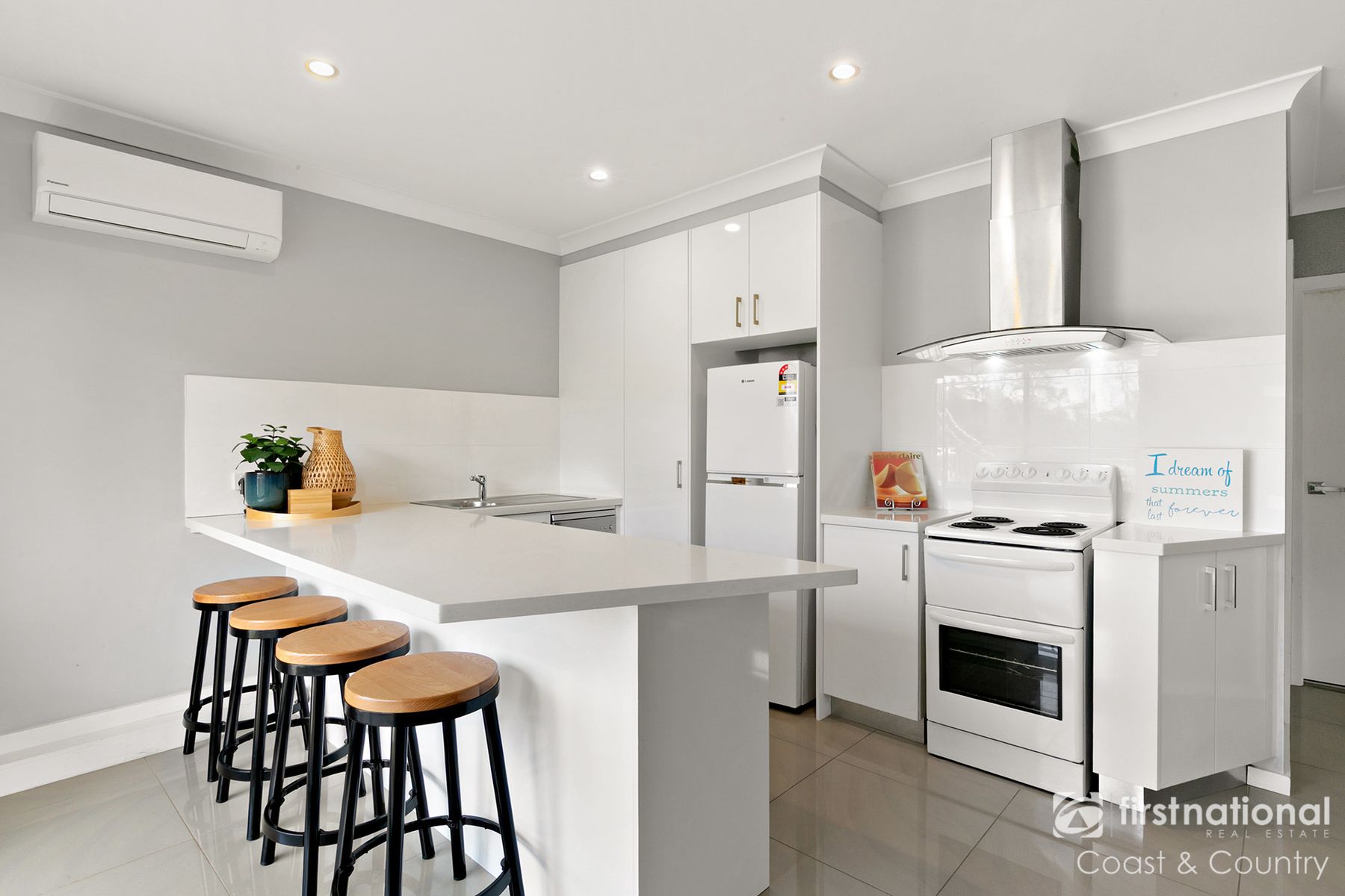 8/3 O'Keefe Place, Kiama NSW 2533, Kiama - Thumbnail 2