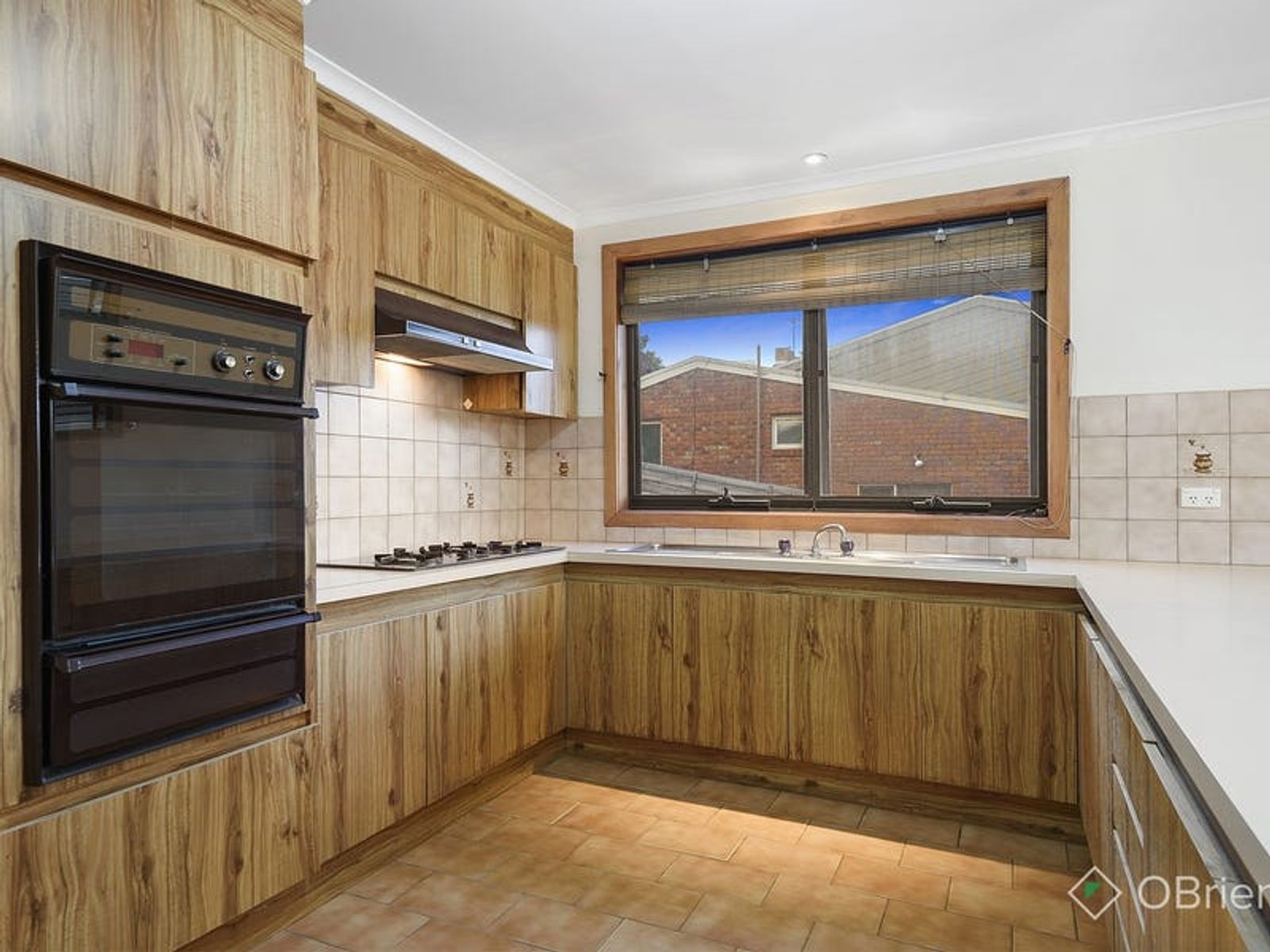 21 John Edgcumbe Way, Endeavour Hills, VIC 3802, Endeavour Hills - Thumbnail 4