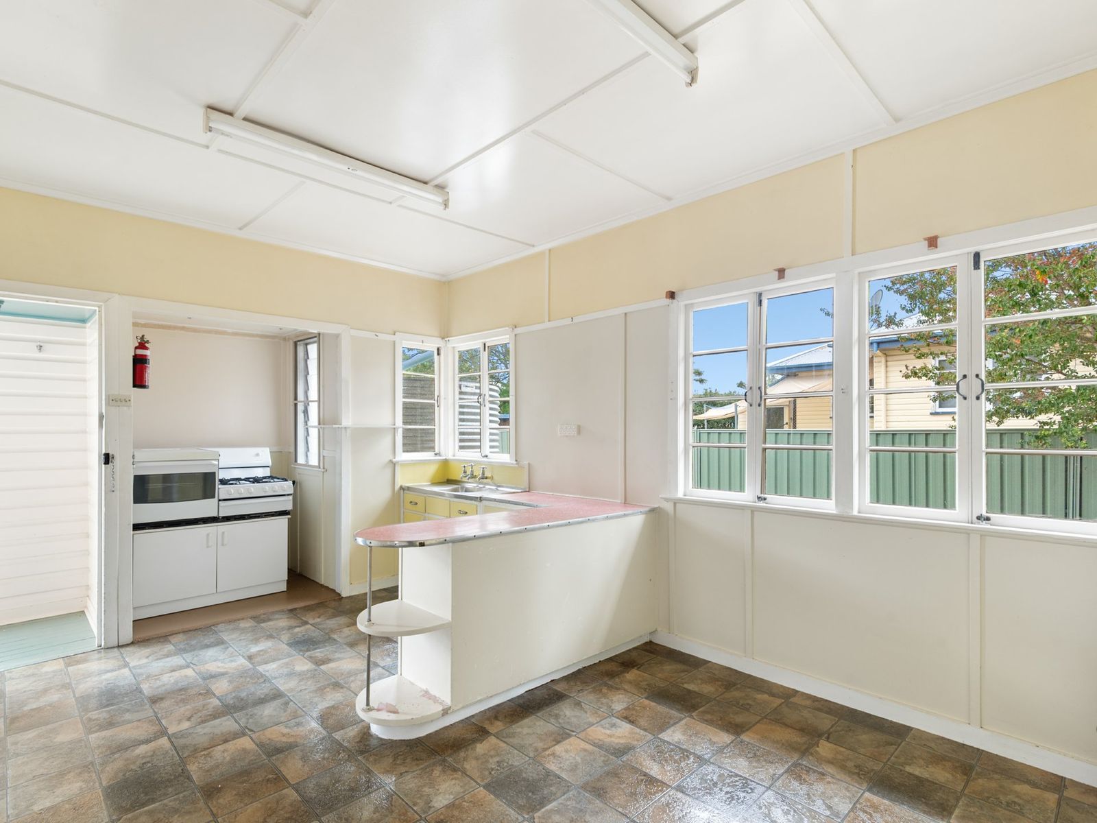 43 Marshall Street, Warwick - Thumbnail 6