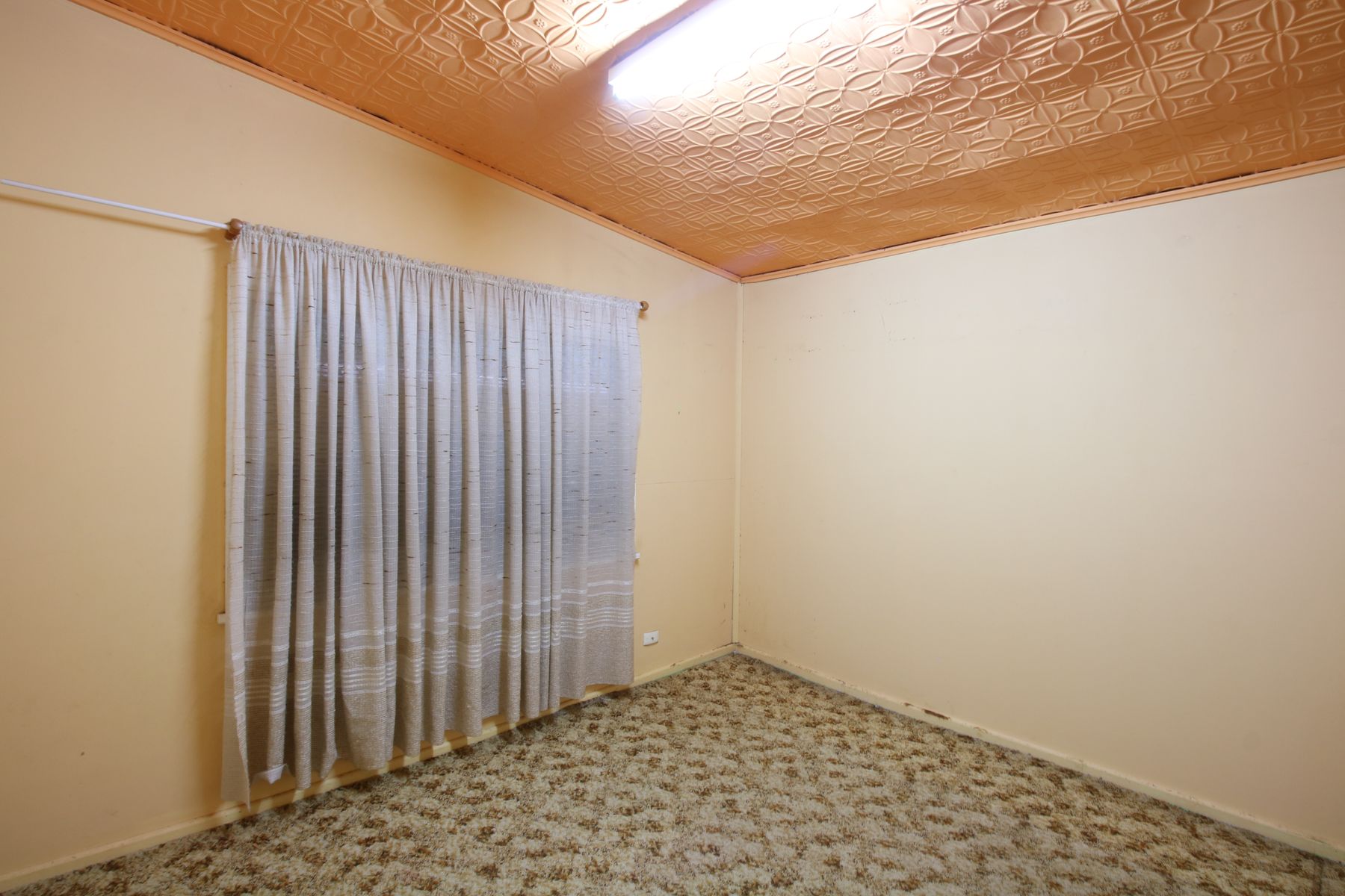 35 Nicholls Street, Broken Hill NSW 2880, Broken Hill - Thumbnail 8
