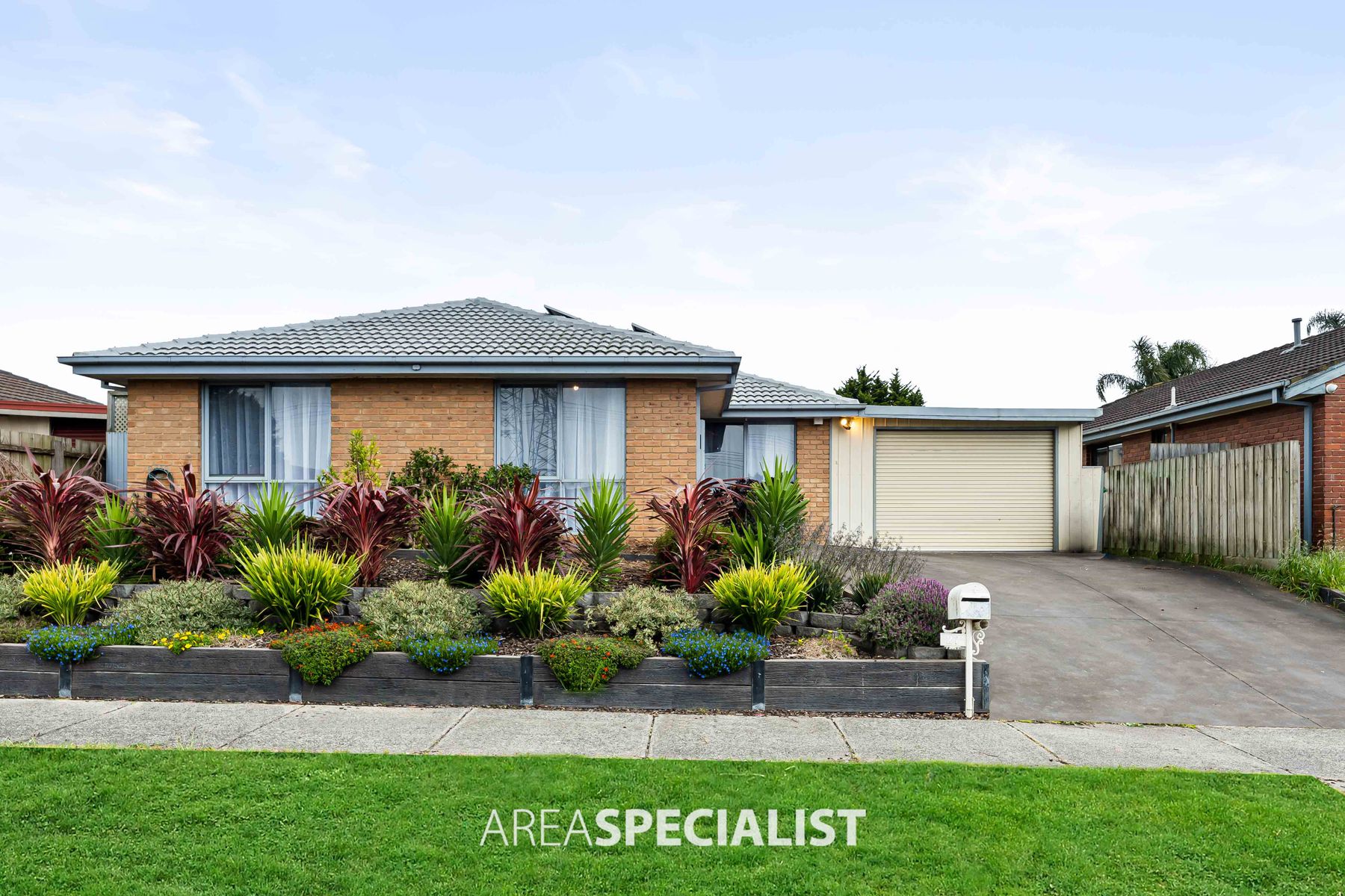 27 Lesley Drive, Hampton Park, VIC 3976, Hampton Park - Thumbnail 2