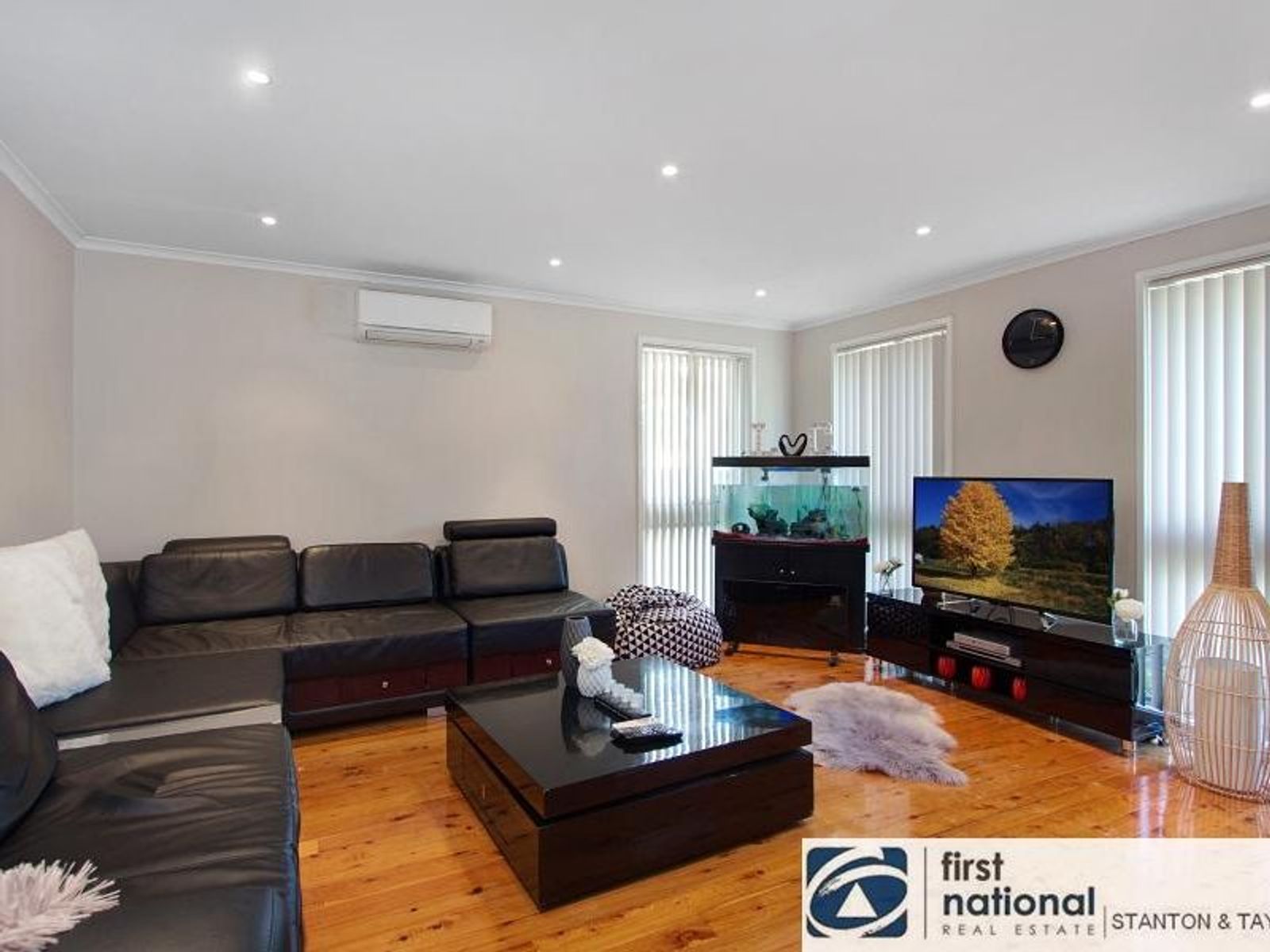 21 Scenic Circuit, Cranebrook - Thumbnail 5