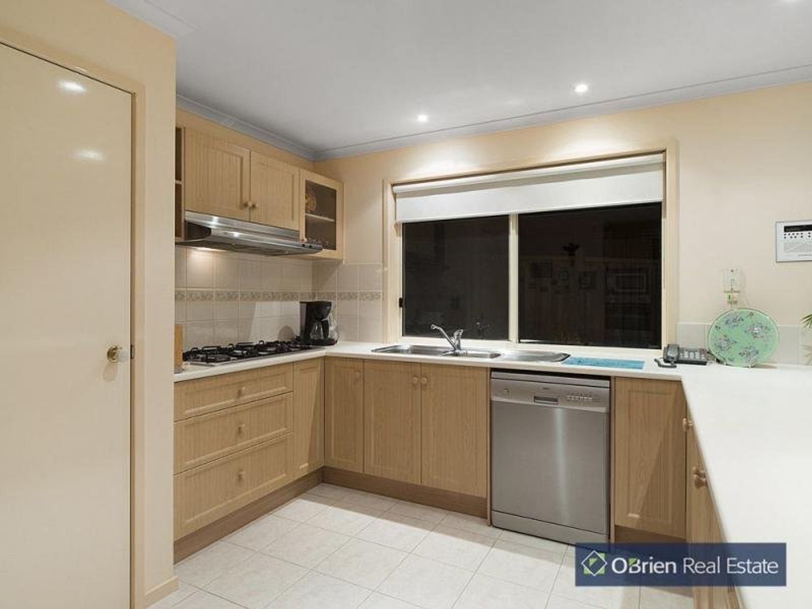 125 Montbrae Circuit, Narre Warren, VIC 3805, Narre Warren - Thumbnail 3