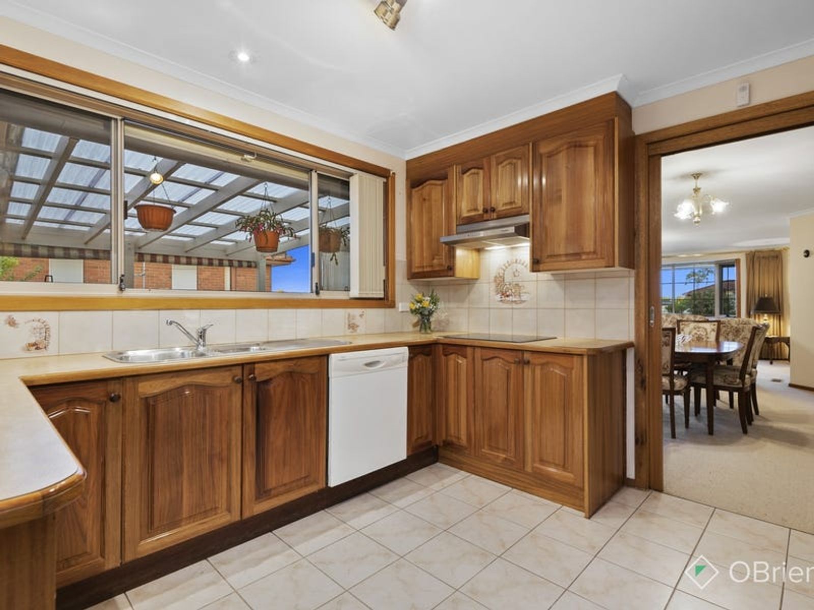 271 James Cook Drive, Endeavour Hills, VIC 3802, Endeavour Hills - Thumbnail 4