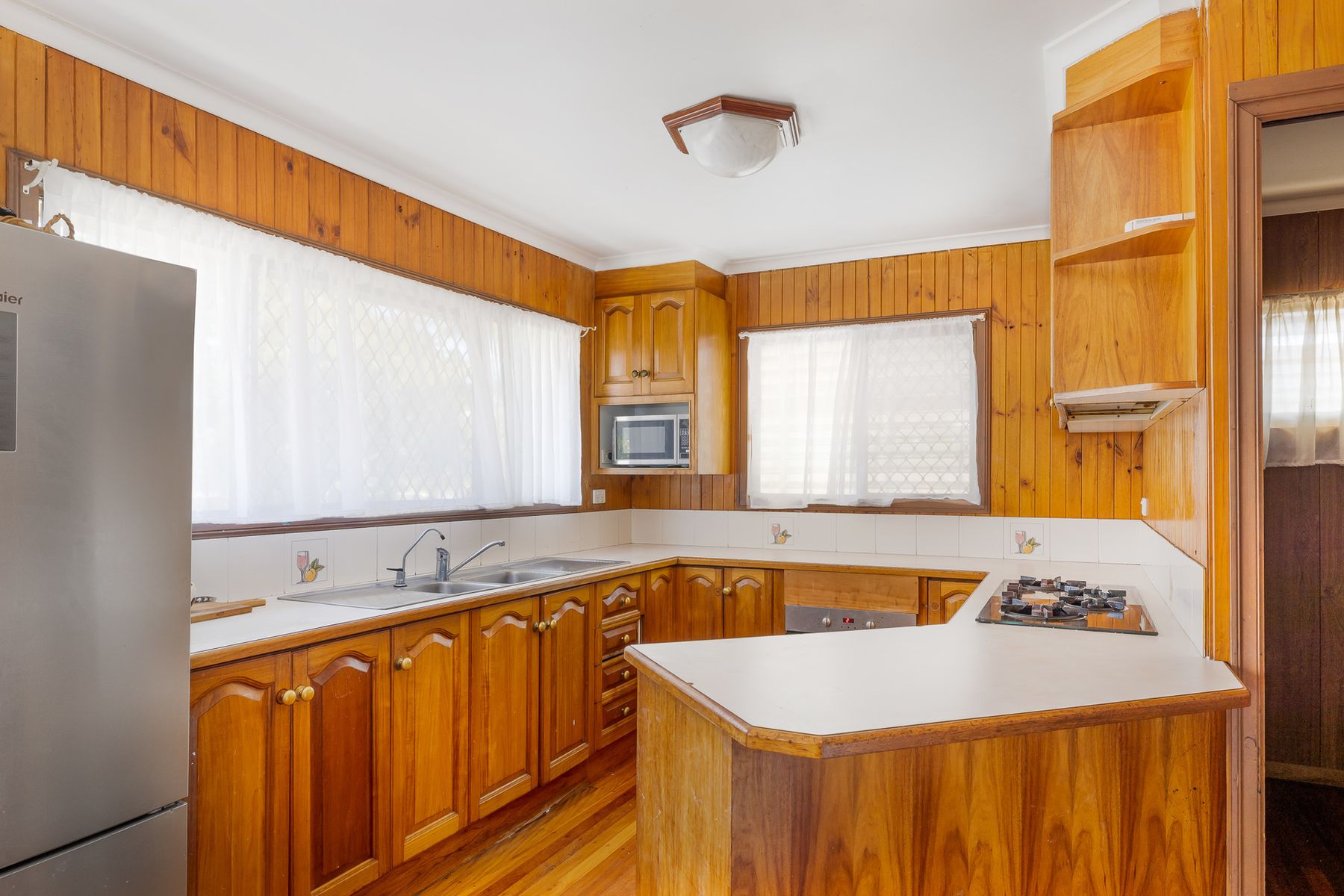 27 Defiance Road, Woodridge, QLD 4114, Woodridge - Thumbnail 3