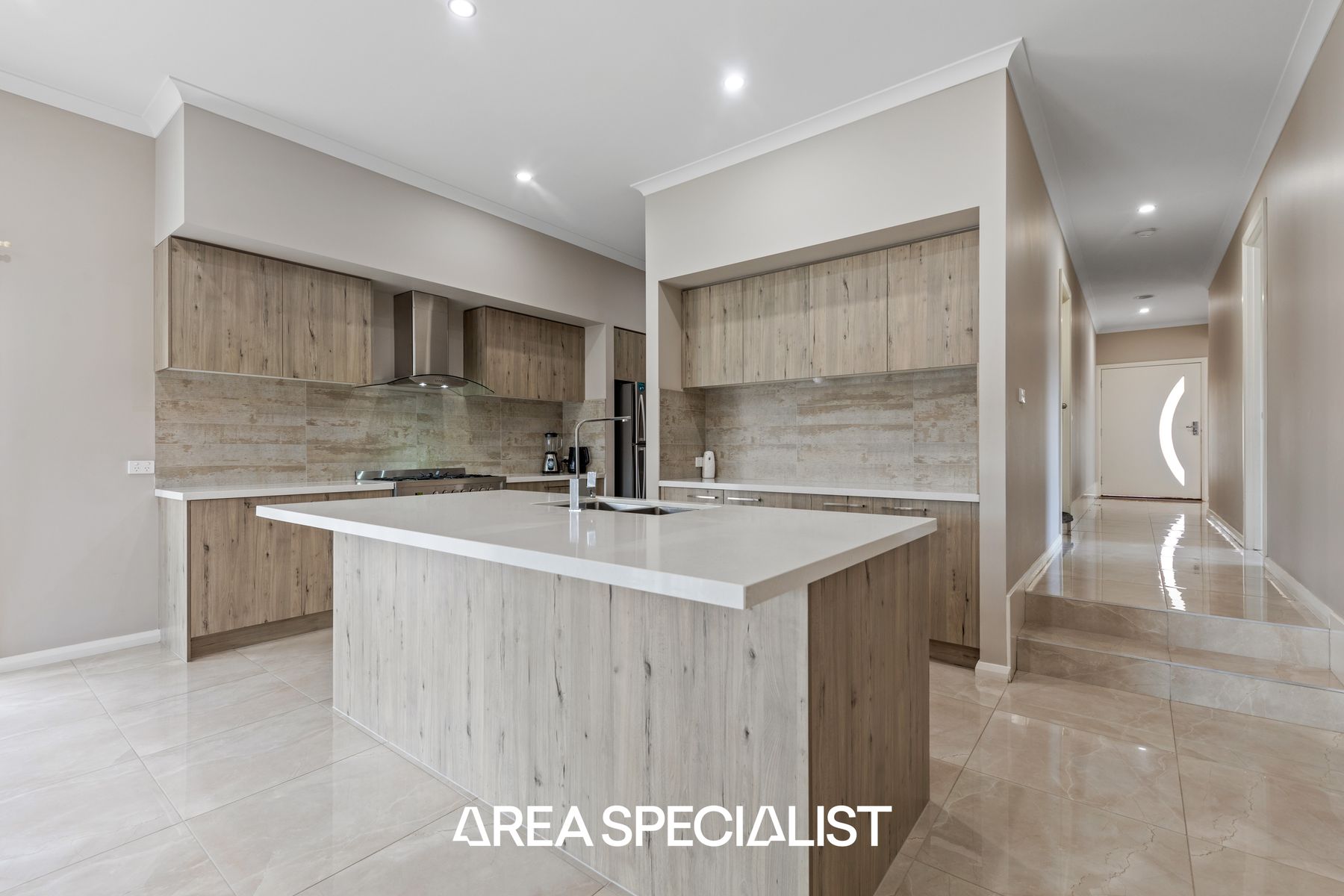 4 Kham Court, Pakenham, VIC 3810, Pakenham - Thumbnail 3