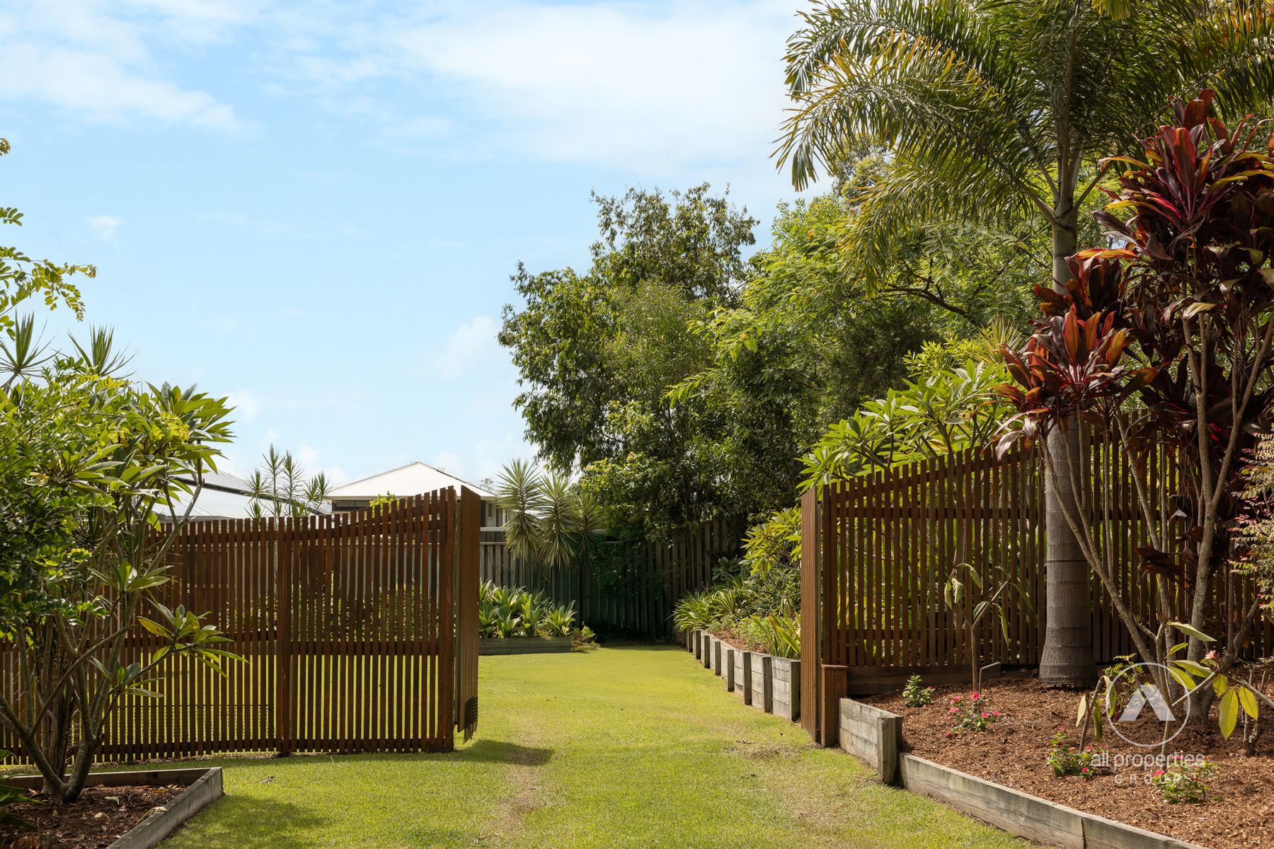 15 Gainsborough Drive, Pimpama QLD 4209, Pimpama - Thumbnail 2