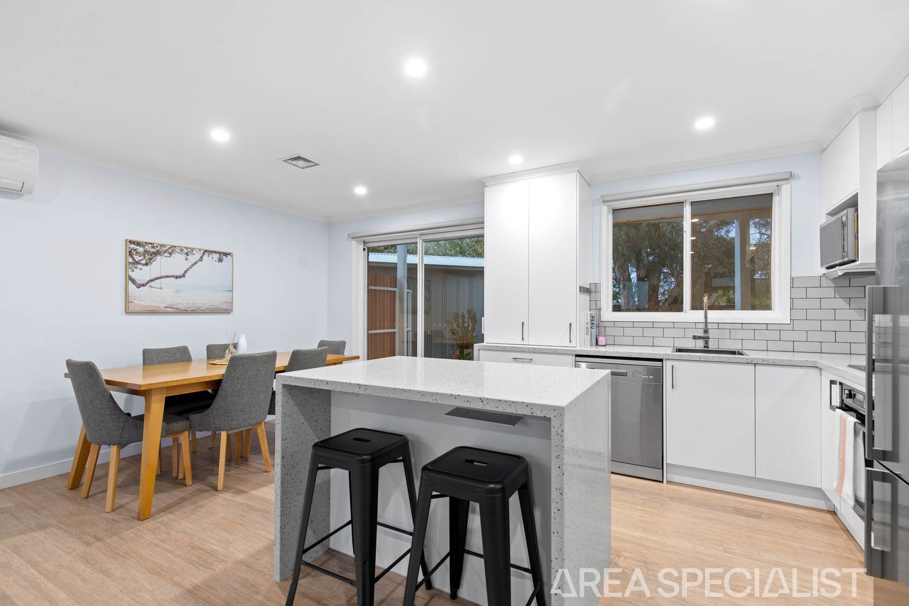 32 Hornsby Drive, Langwarrin, VIC 3910, Langwarrin - Thumbnail 3