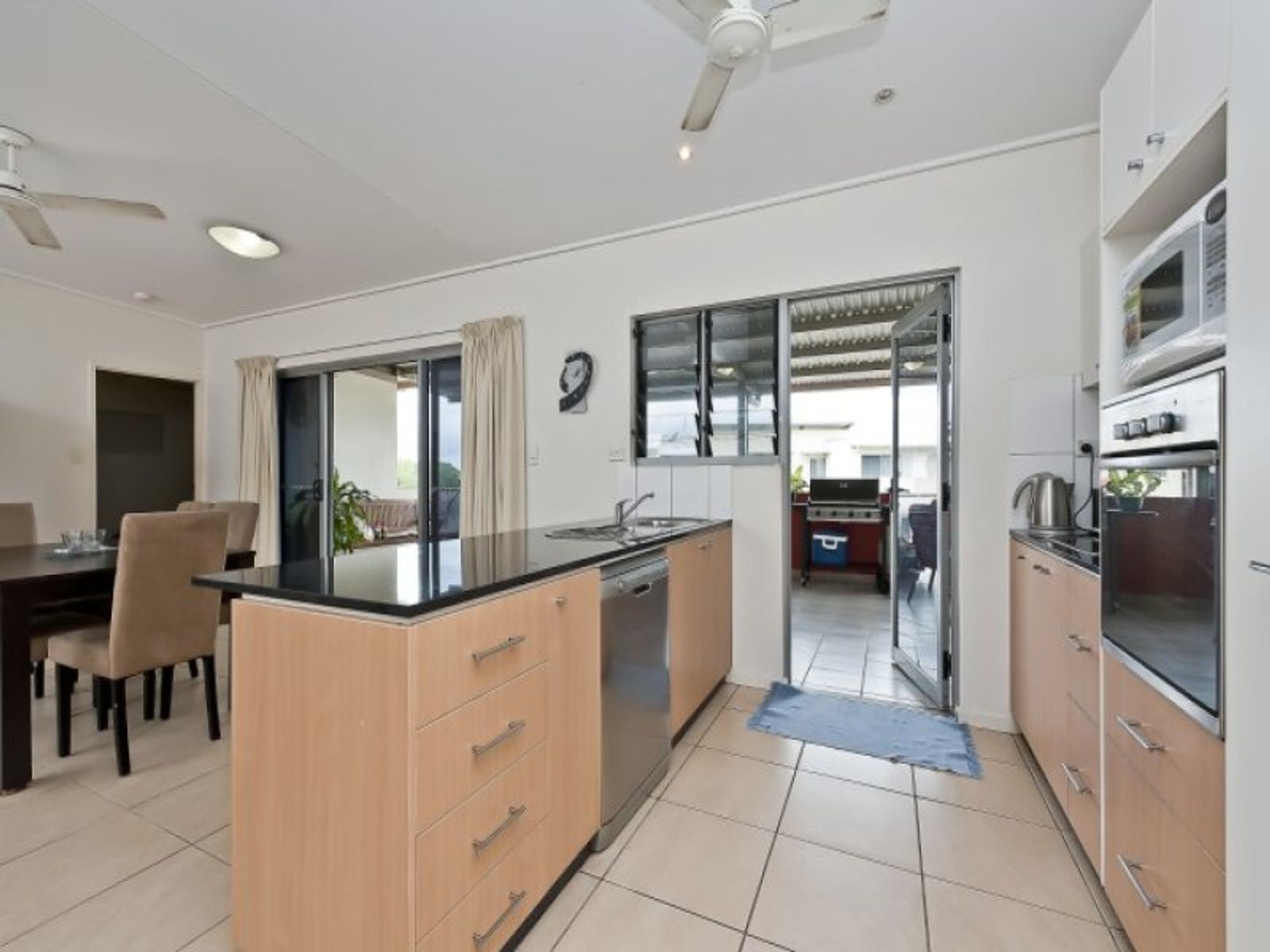 5/27A Dinah Beach Road, Stuart Park NT 0820, Stuart Park - Thumbnail 4