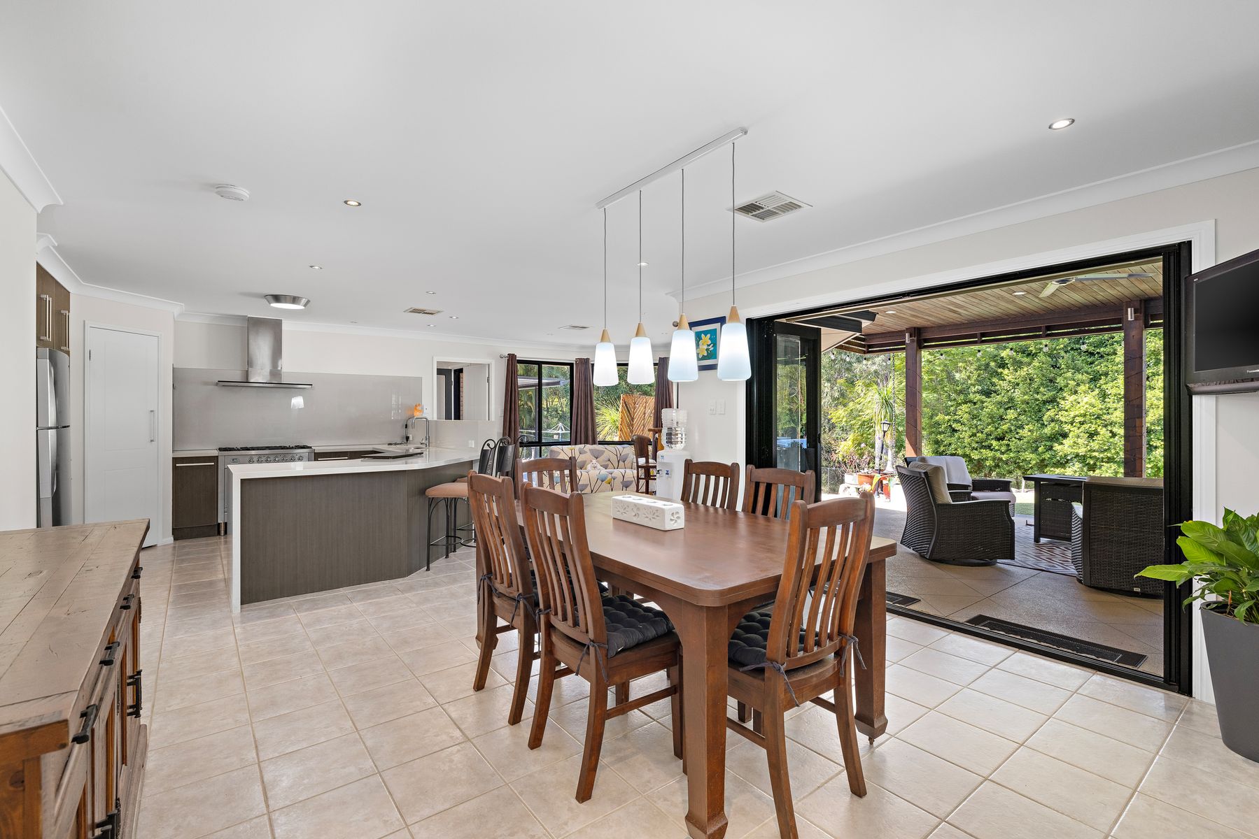 12 Grevillea Street, Redland Bay QLD 4165, Redland Bay - Thumbnail 6