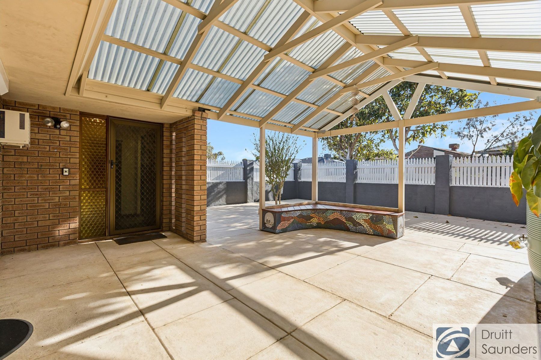 11 Peckham Crescent, Kingsley WA 6026, Kingsley - Thumbnail 2