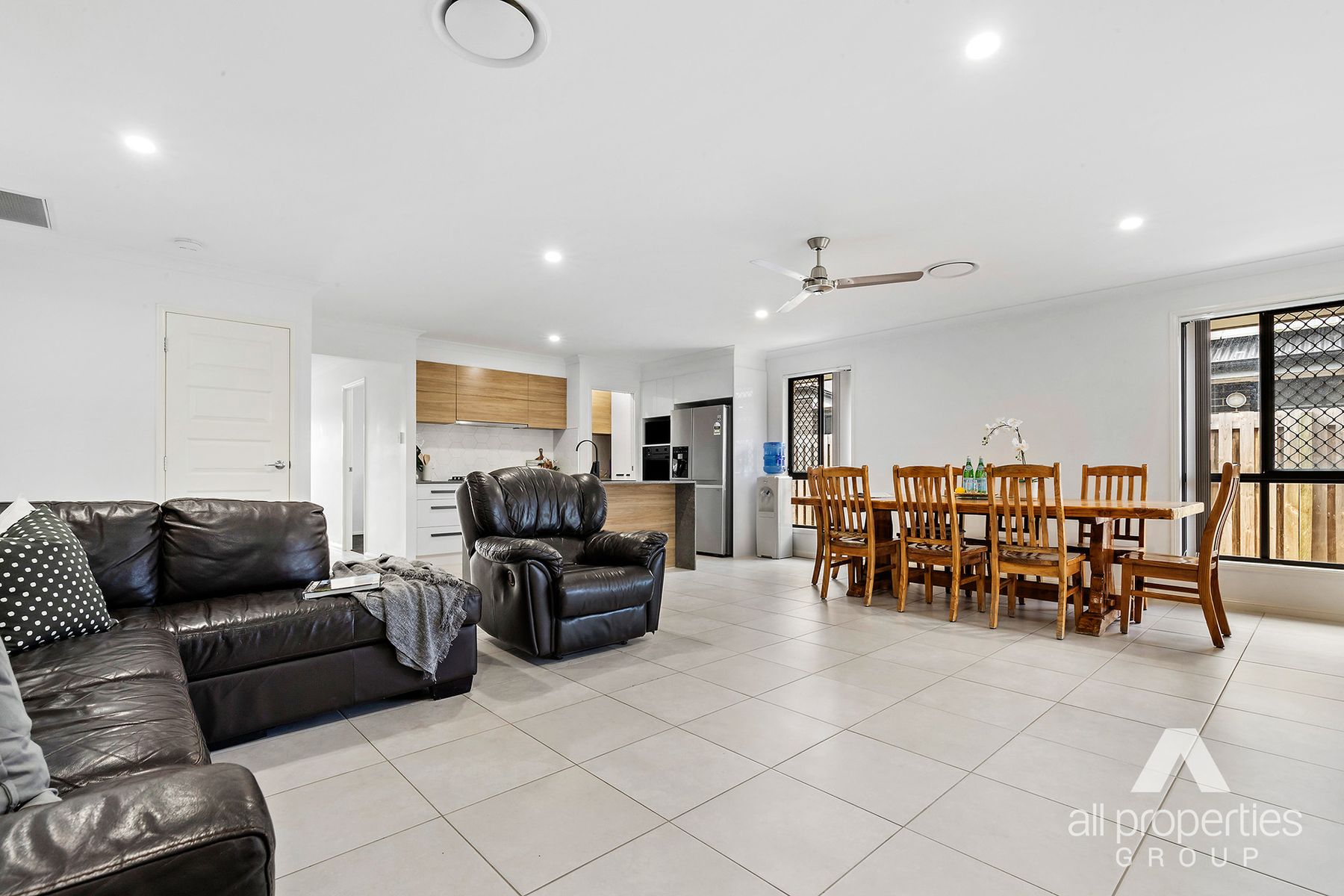 44 Mount Huntley Street, Park Ridge, QLD 4125, Park Ridge - Thumbnail 5