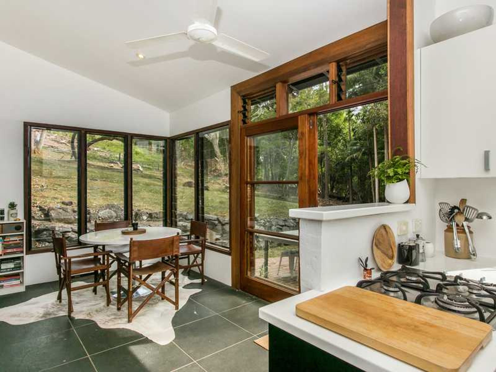 20 Palm Tree Crescent, Bangalow - Thumbnail 7