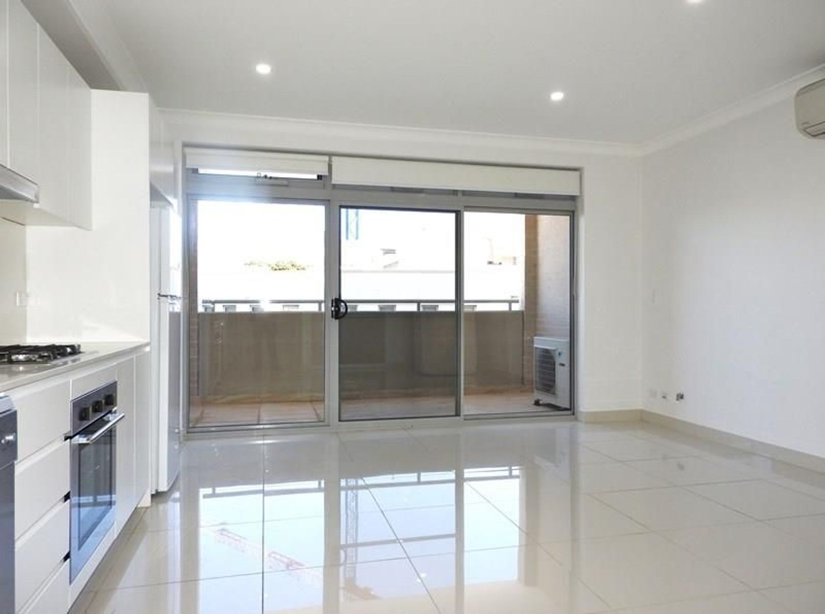 10/9-11 Henderson Road, Alexandria NSW 2015, Alexandria - Thumbnail 4