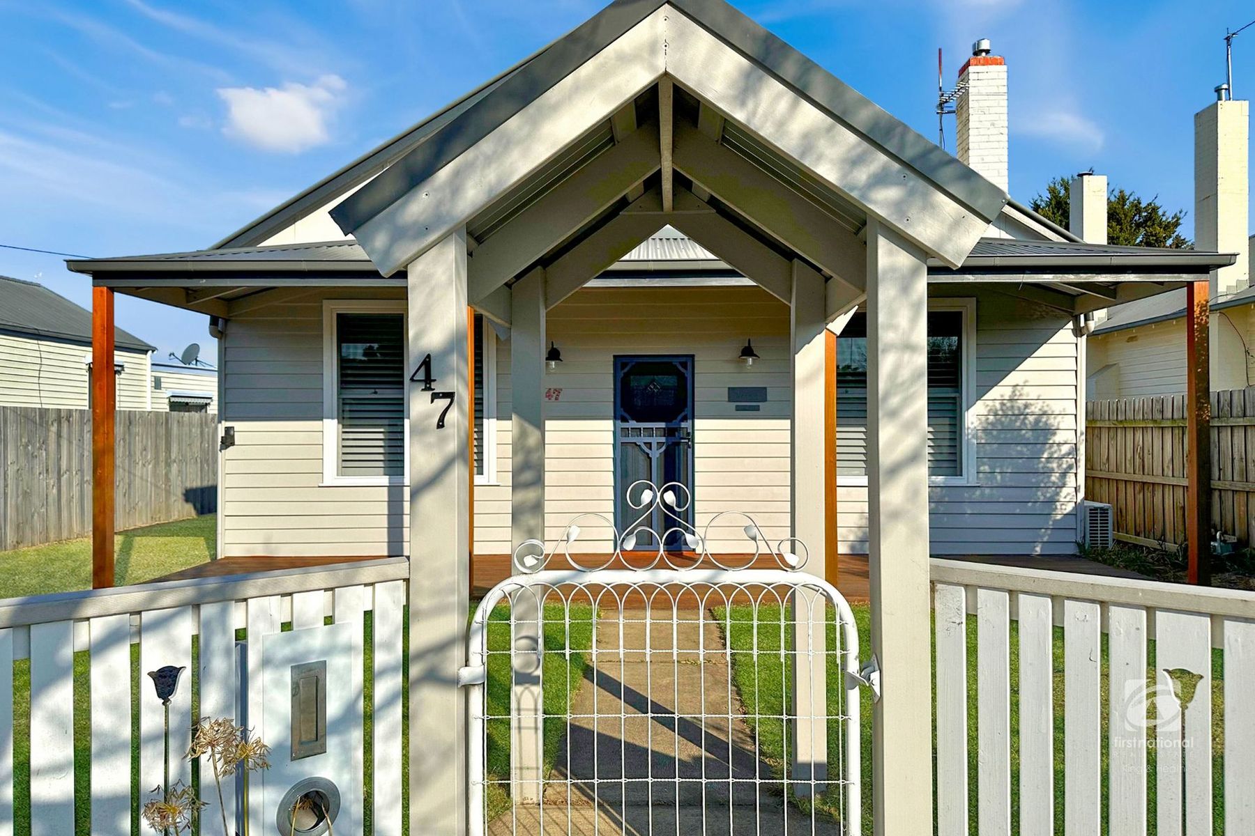 47 Francis Street, Bairnsdale VIC 3875