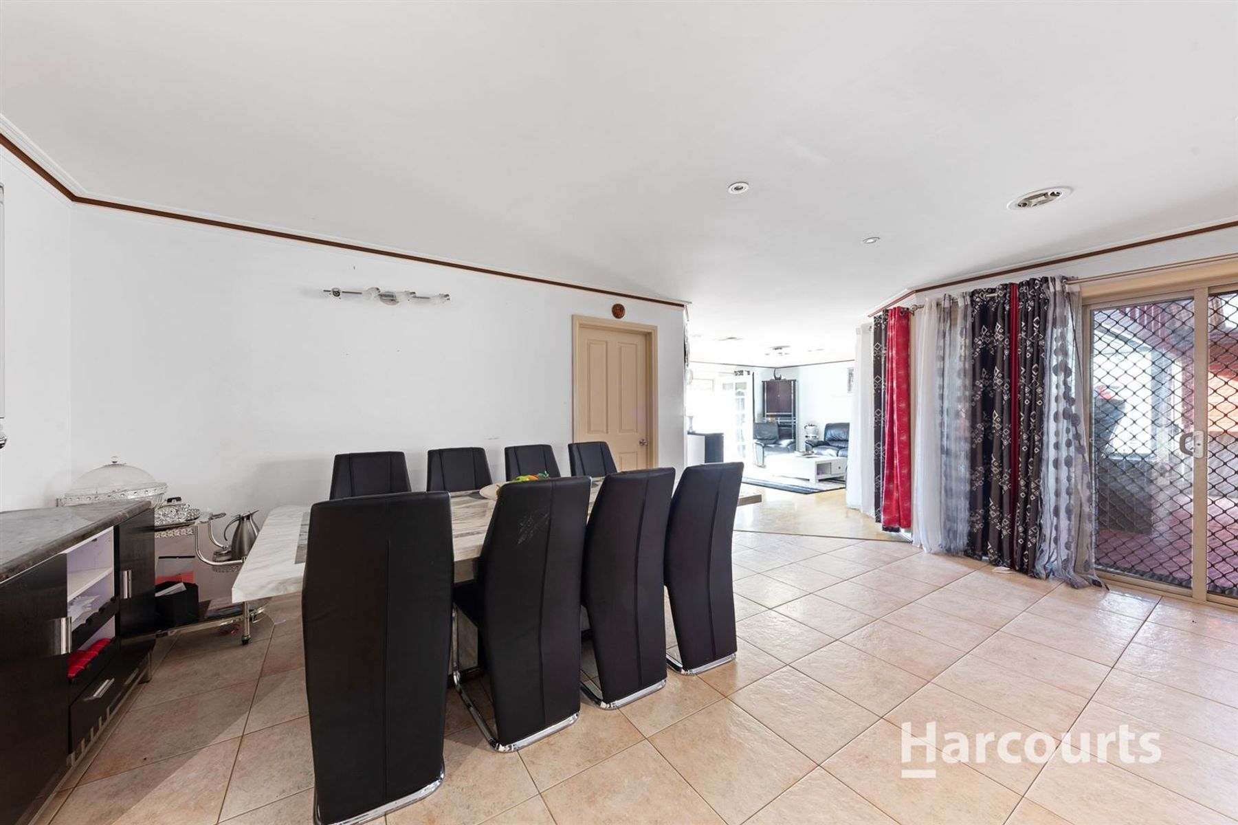 6 Brookside Court, Caroline Springs, VIC 3023, Caroline Springs - Thumbnail 5