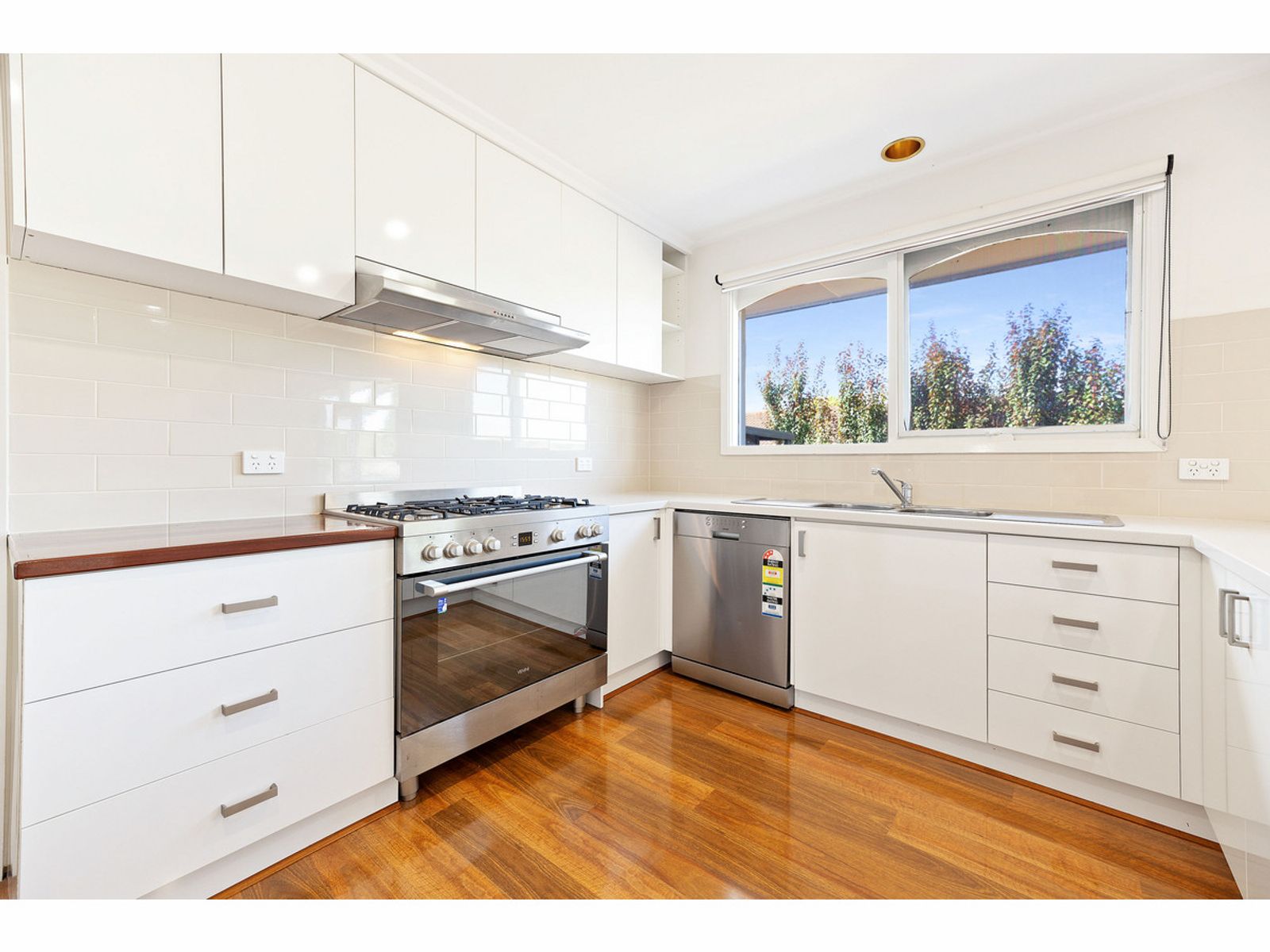 7 Waratah Drive, Warragul, VIC 3820, Warragul - Thumbnail 6