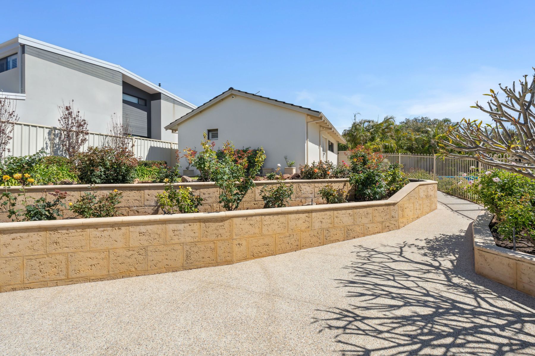PRINT 44 Elsie Street, Watermans Bay 4