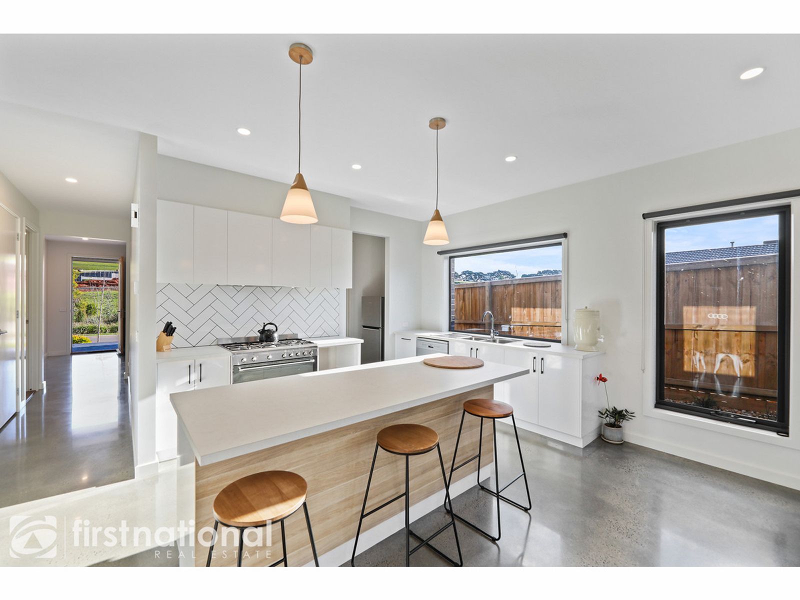 12 McCubbin Drive, Warragul, VIC 3820, Warragul - Thumbnail 4