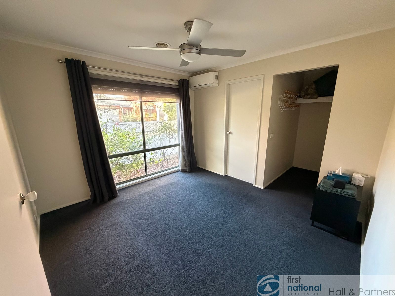 10 Oaklands Way, Pakenham VIC 3810, Pakenham - Thumbnail 5