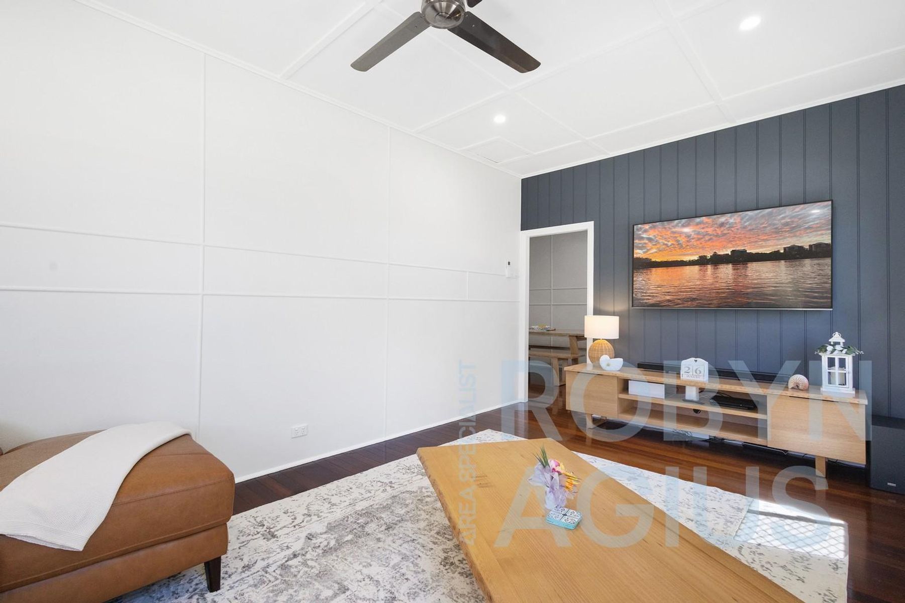 1290 Marian, Eton - Thumbnail 8