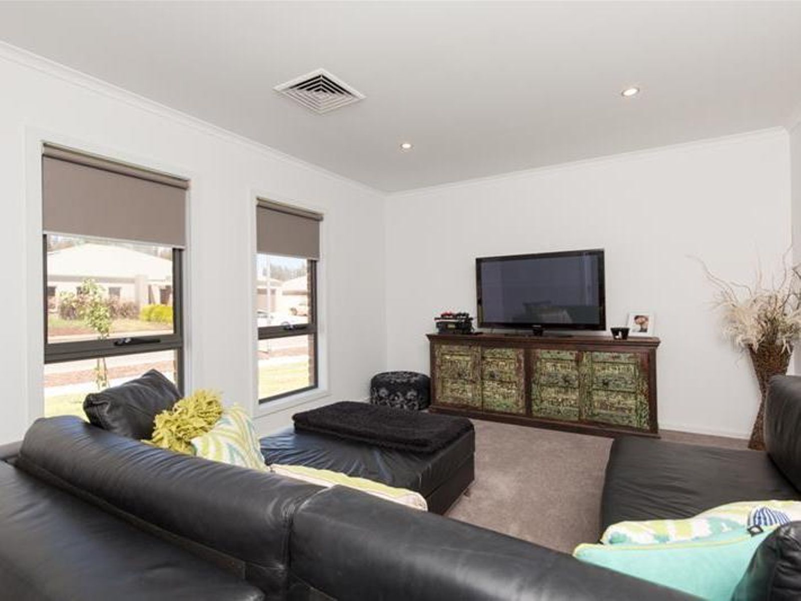 28 Anne Cox Drive, Red Cliffs - Thumbnail 2