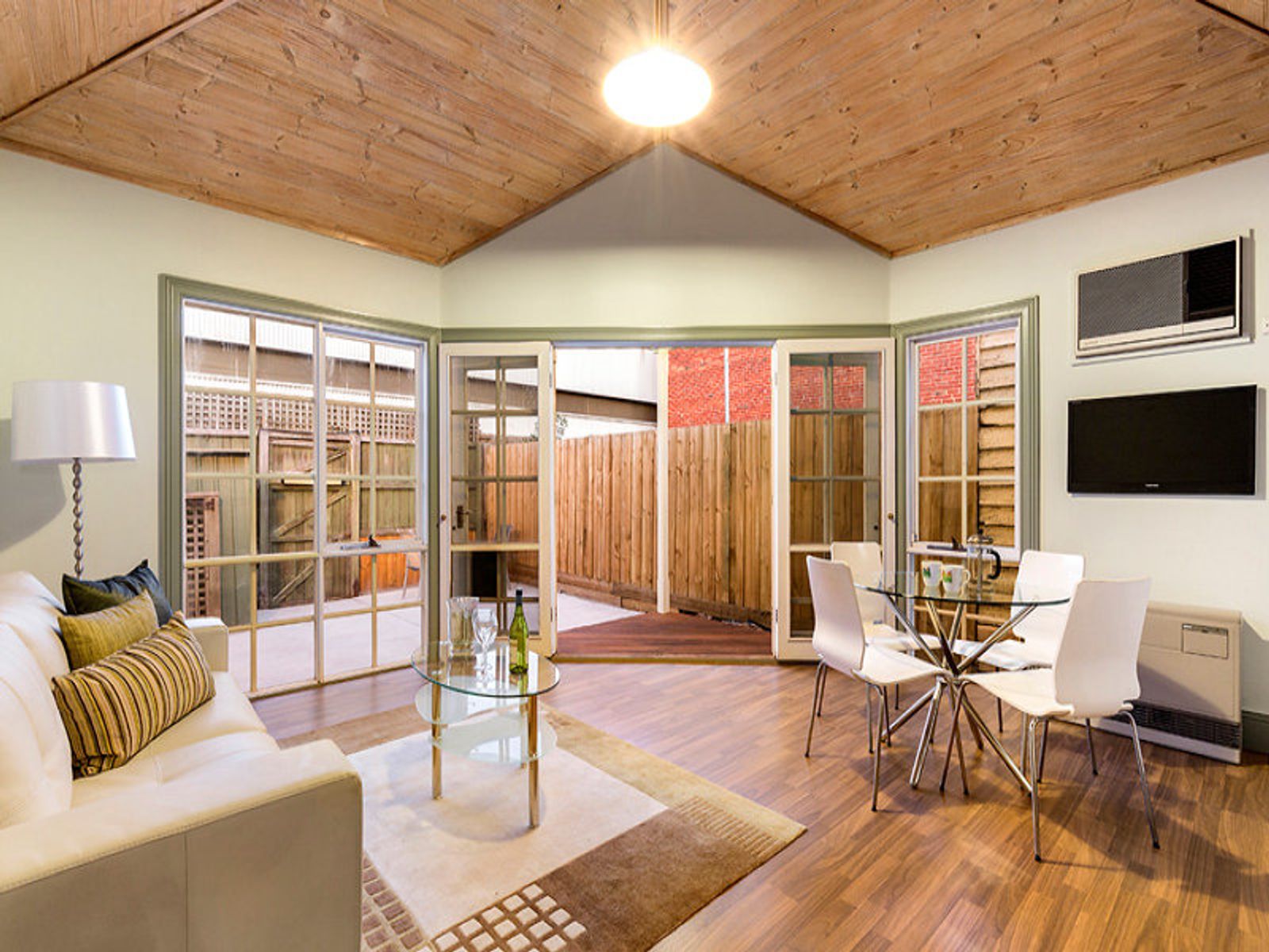 95 Barnett Street, Kensington - Thumbnail 2