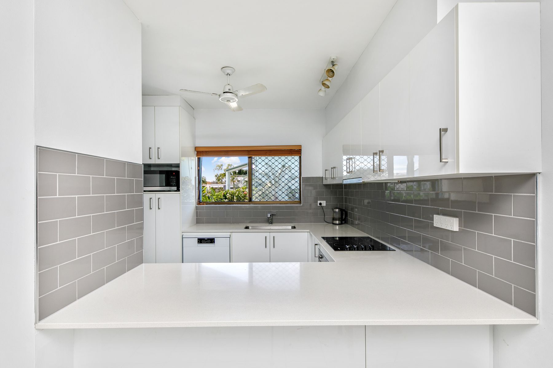 5/160 Smith Street, Larrakeyah NT 0820, Larrakeyah - Thumbnail 3