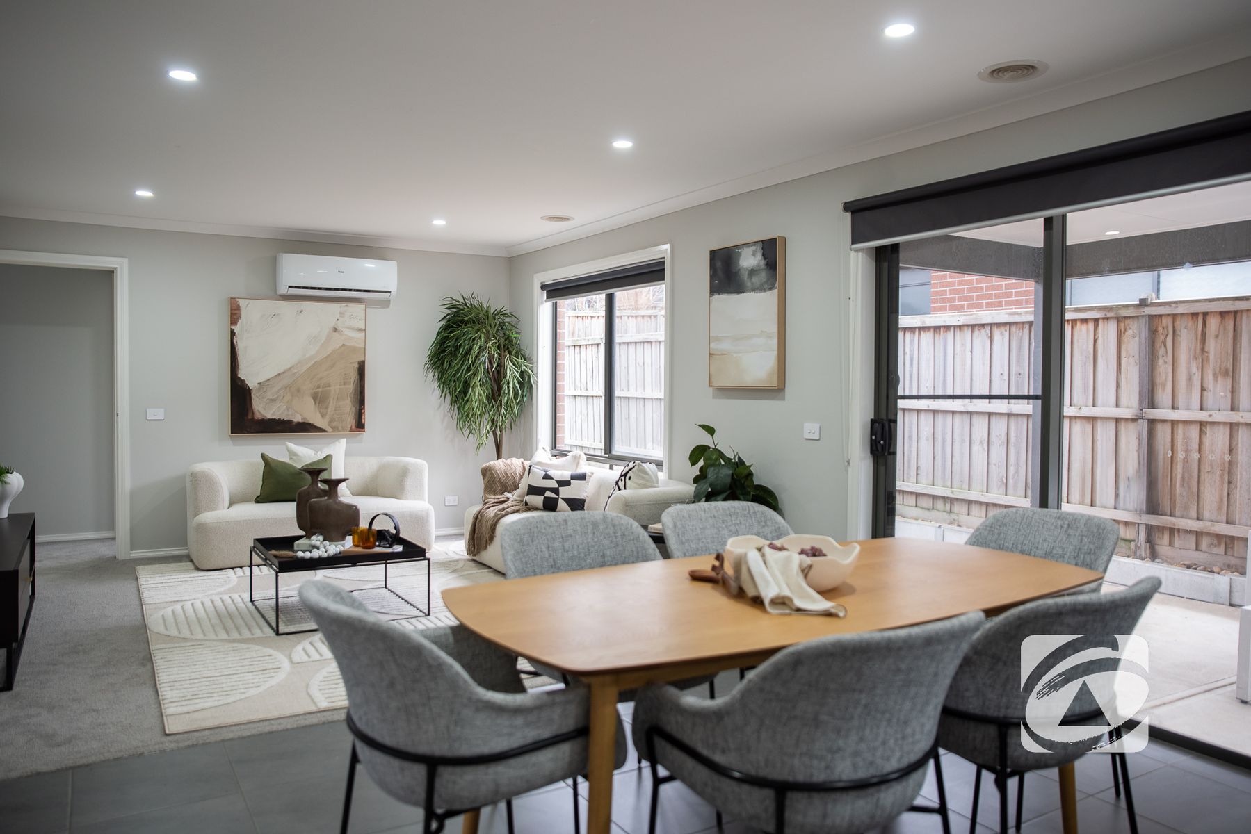 9 Basalt Drive, Clyde North VIC 3978, Clyde North - Thumbnail 4