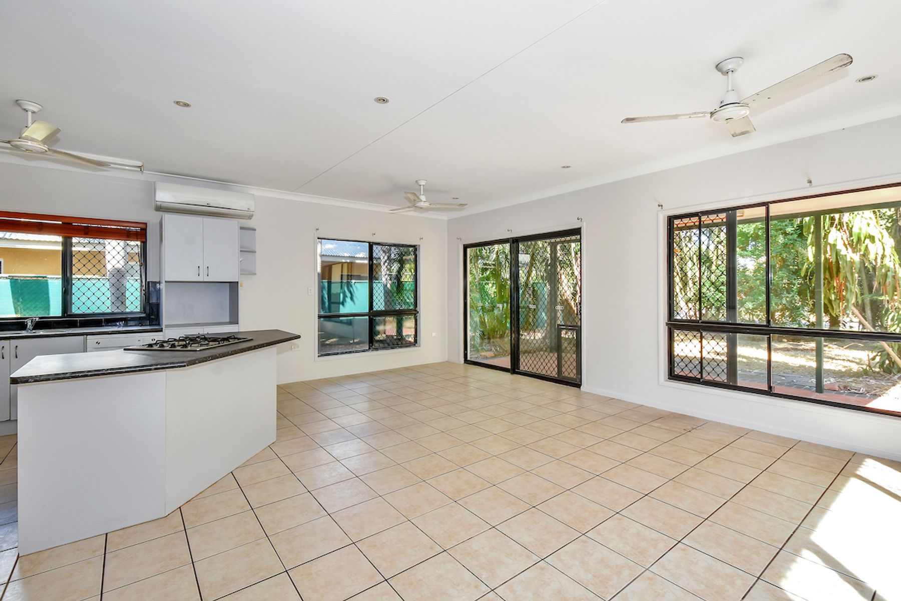 22 Butterfly Court, Gunn NT 0832, Gunn - Thumbnail 3