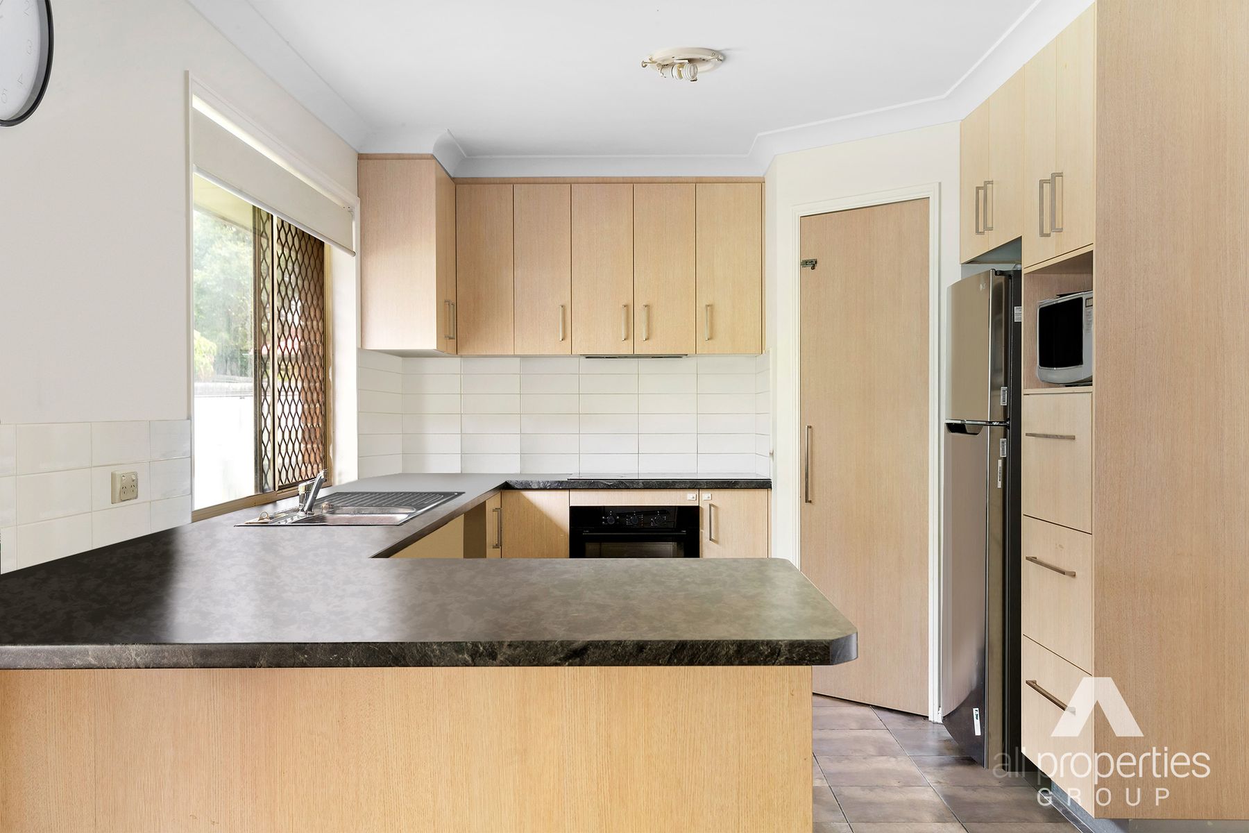 24 Bushland Drive, Regents Park QLD 4118, Regents Park - Thumbnail 2