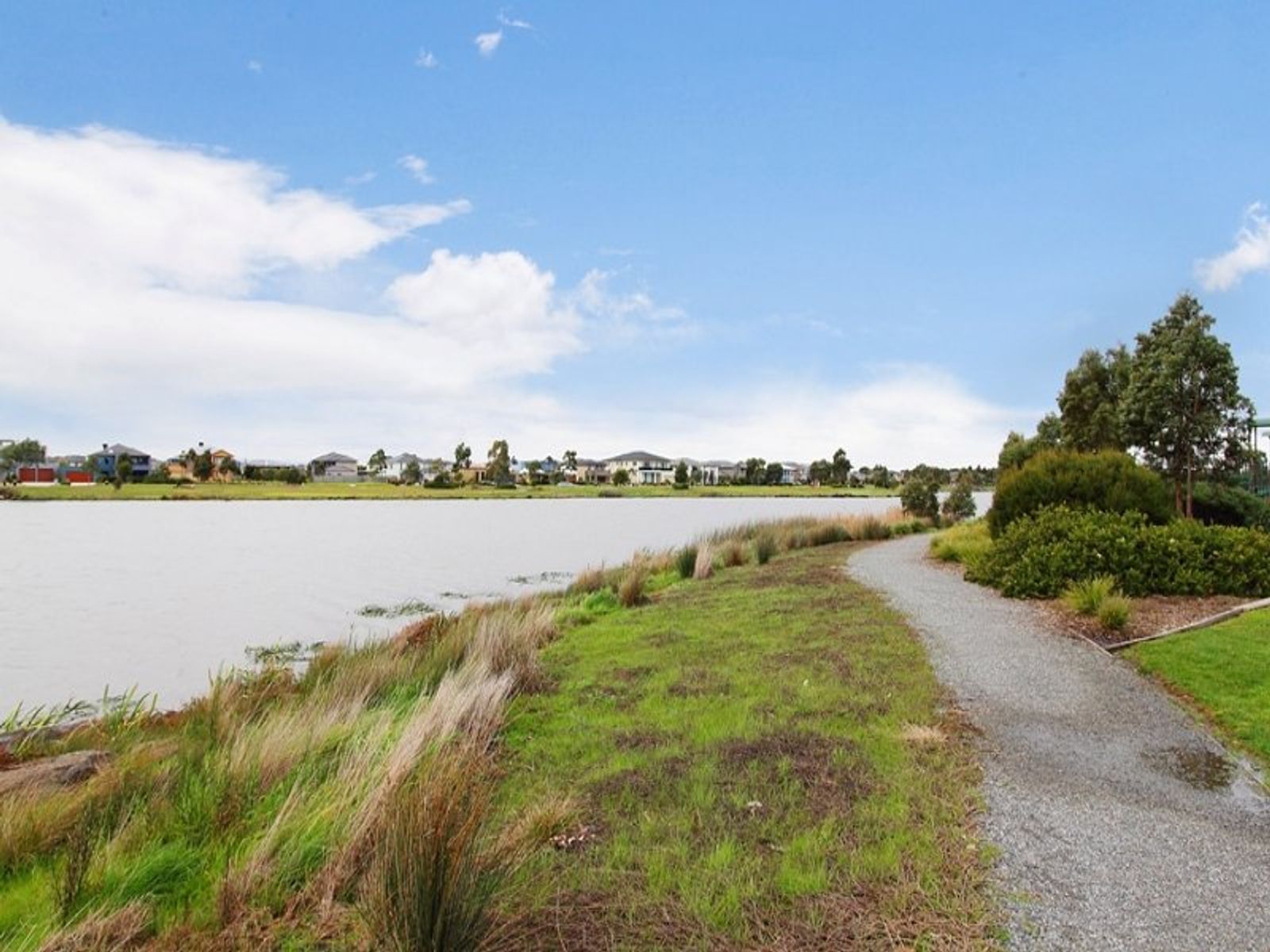 61 Island Point Avenue, Waterways, VIC 3195, Waterways - Thumbnail 5