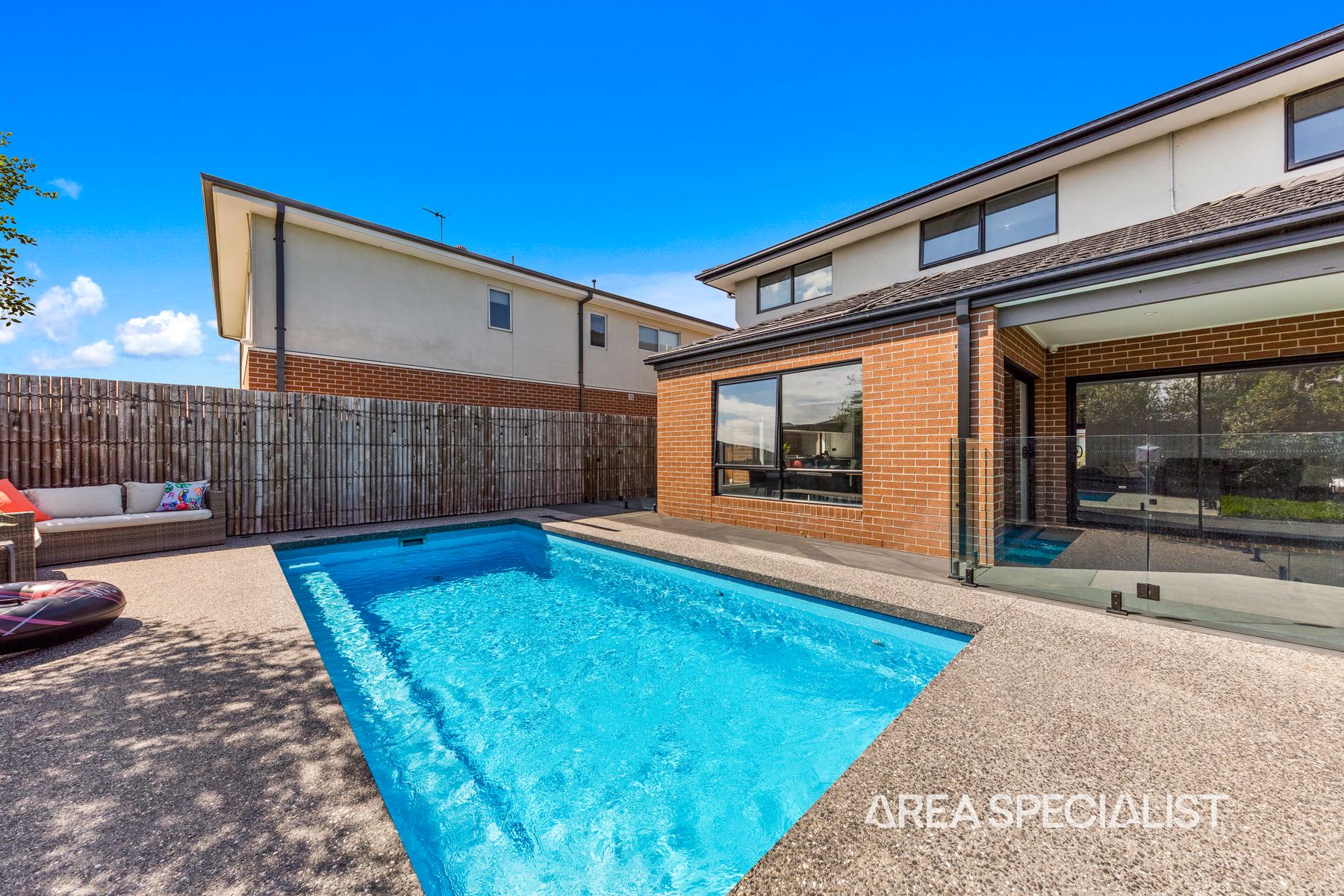 59 Shelton Park Drive, Koo Wee Rup, Koo Wee Rup - Thumbnail 3