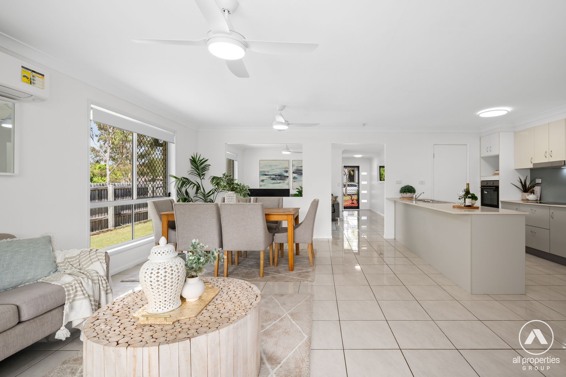 6 Bignonia Close, Heathwood QLD 4110, Heathwood - Thumbnail 2