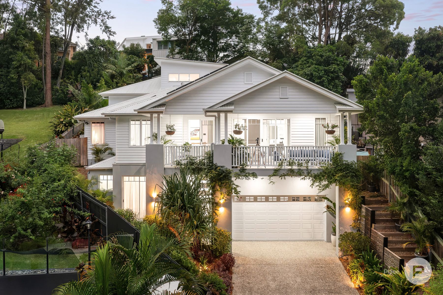 21B Vista Street, Bardon - Image 1