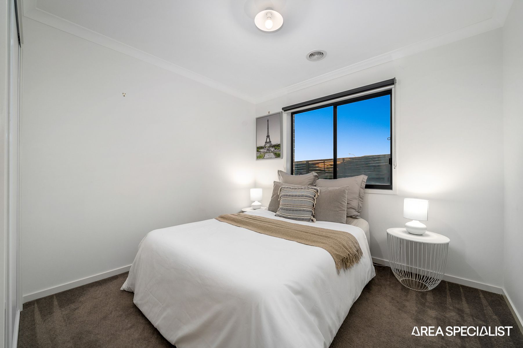 8 Carisbrooke Way, Clyde North, VIC 3978, Clyde North - Thumbnail 7
