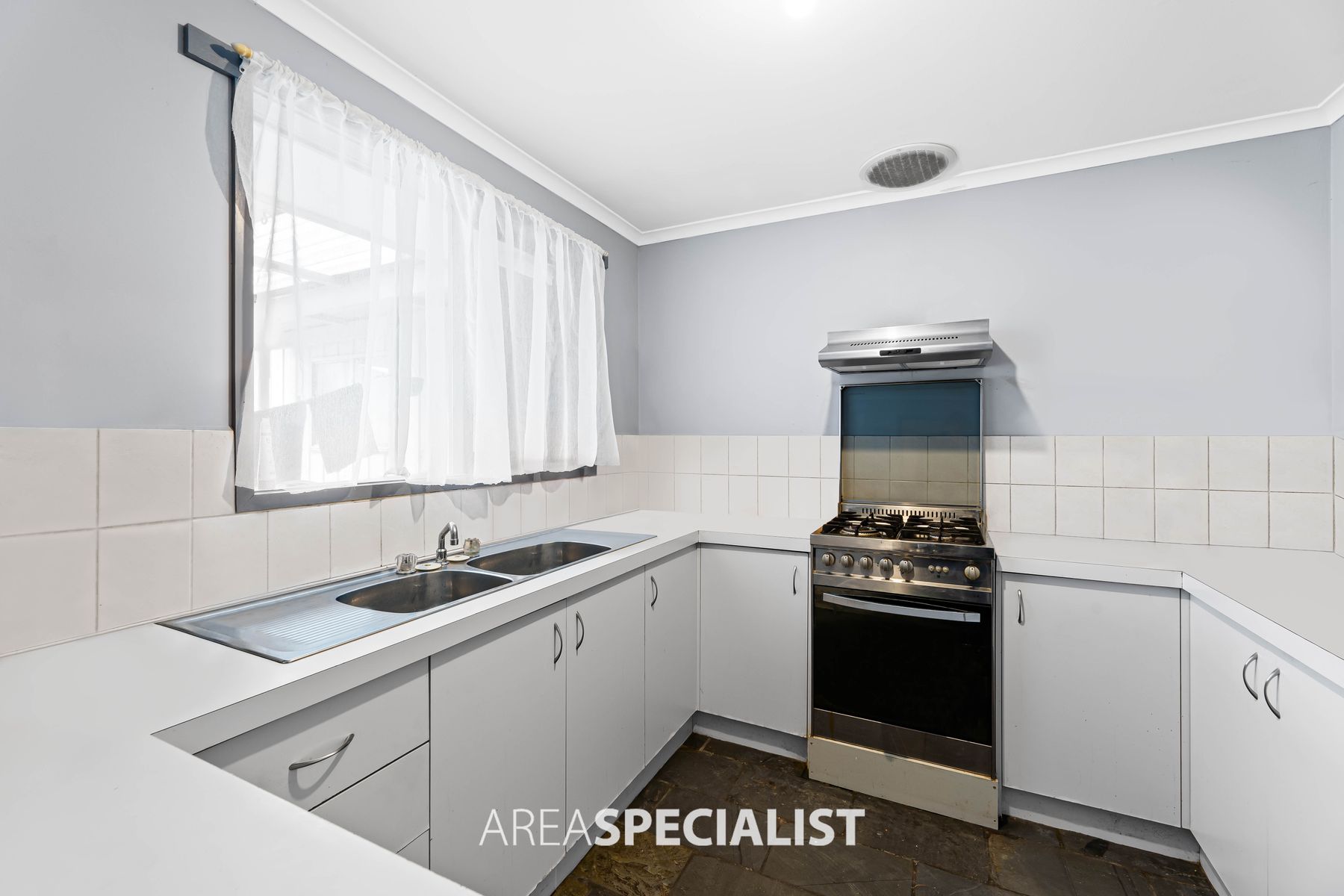 27 Lesley Drive, Hampton Park, VIC 3976, Hampton Park - Thumbnail 5