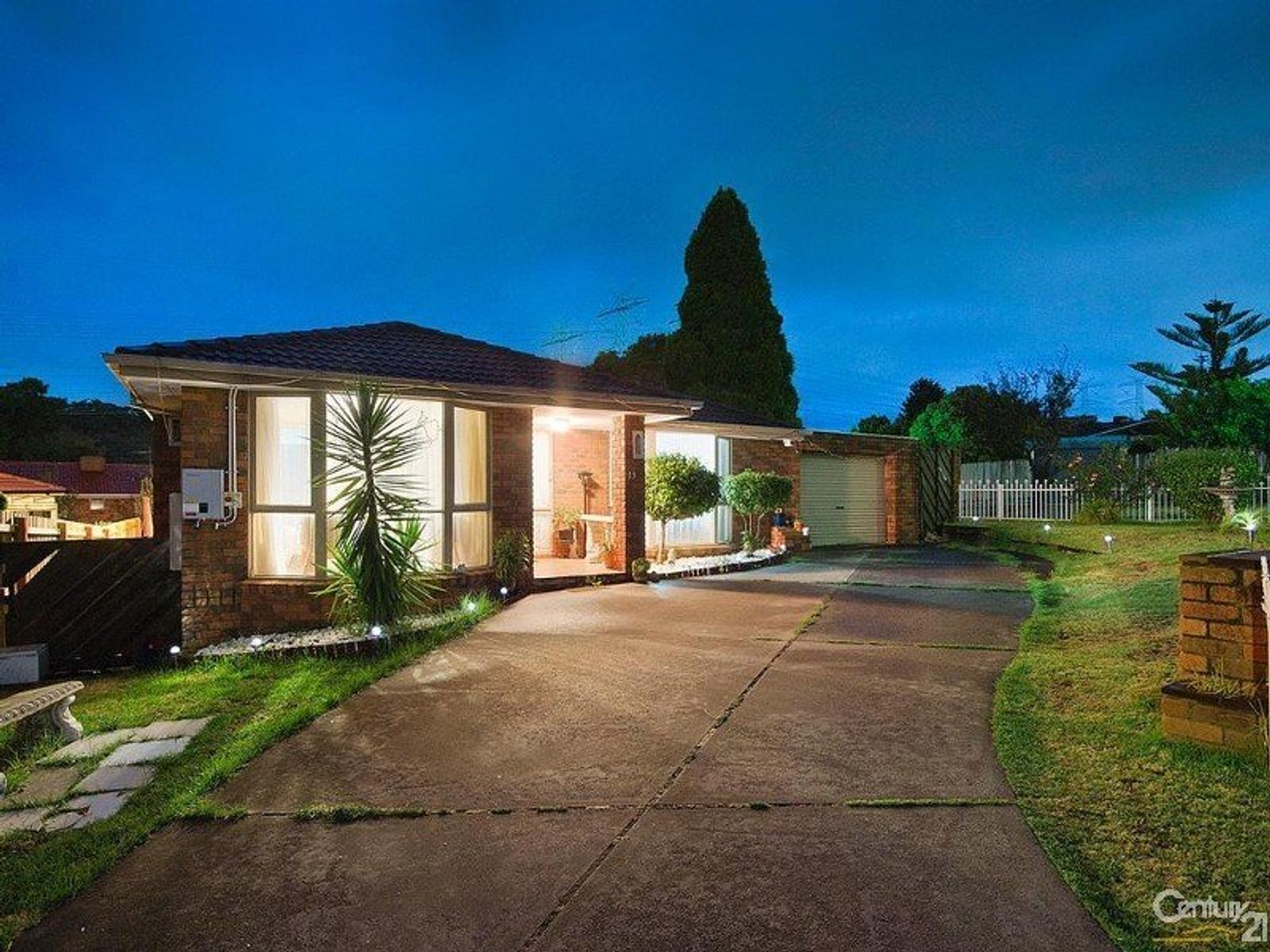 13 Redleap Court, Endeavour Hills - Thumbnail 3