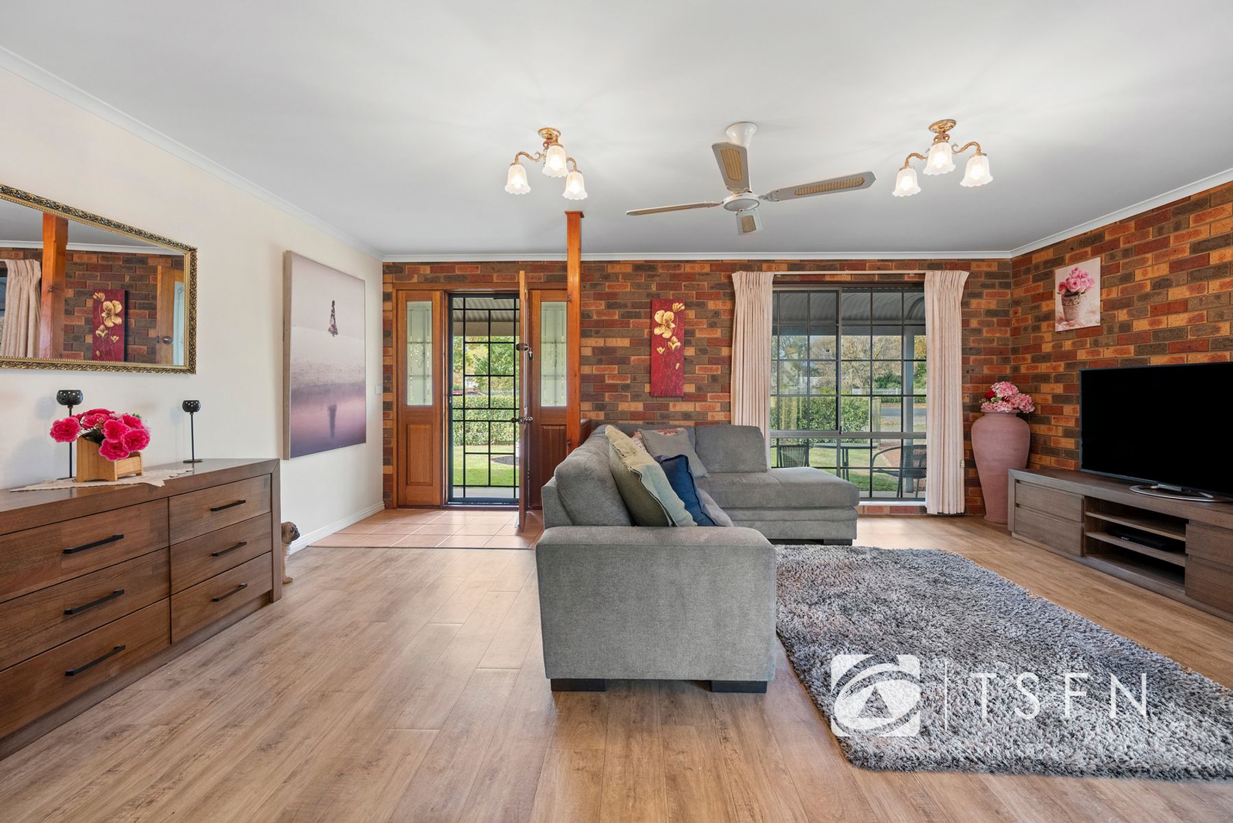 44 Crusoe Road, Kangaroo Flat VIC 3555, Kangaroo Flat - Thumbnail 3
