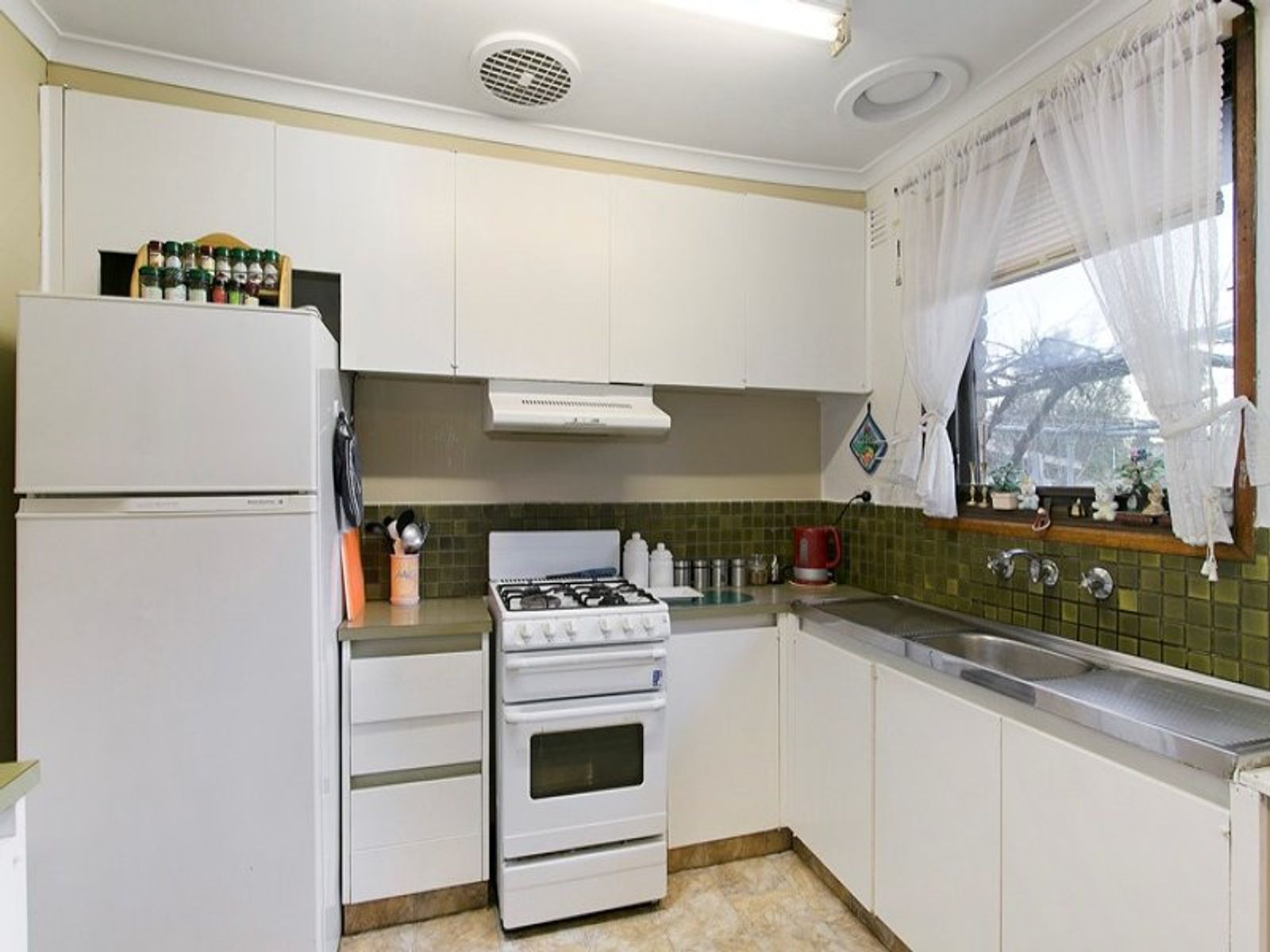 1/262 Corrigan Road, Noble Park, VIC 3174, Noble Park - Thumbnail 2