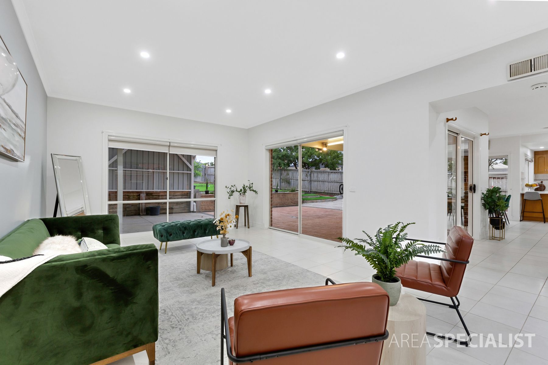 97 Berwick Springs Promenade, Narre Warren South, VIC 3805, Narre Warren South - Thumbnail 5